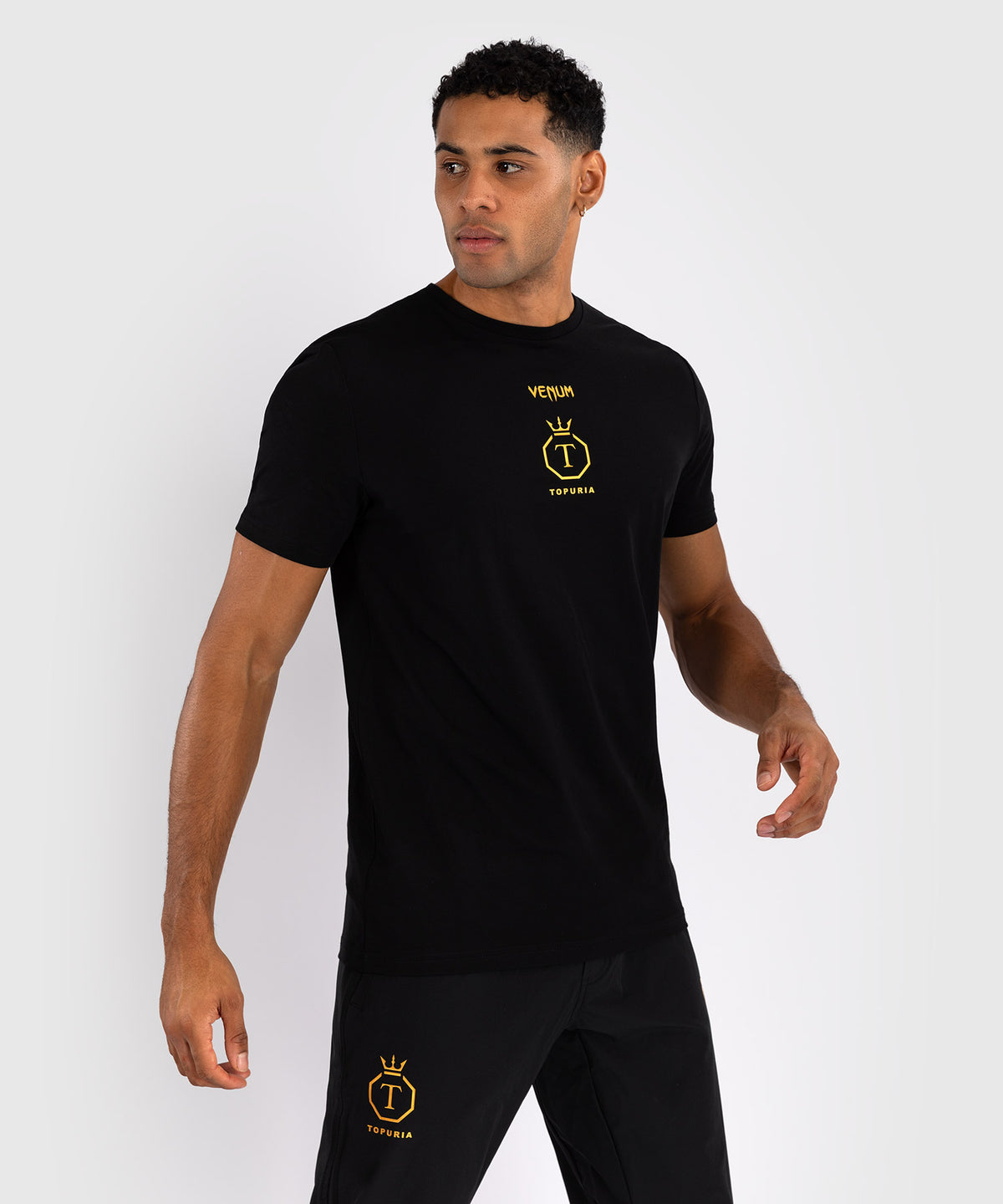 Venum x Topuria Unmatched Edition Camiseta - Negro/Dorado