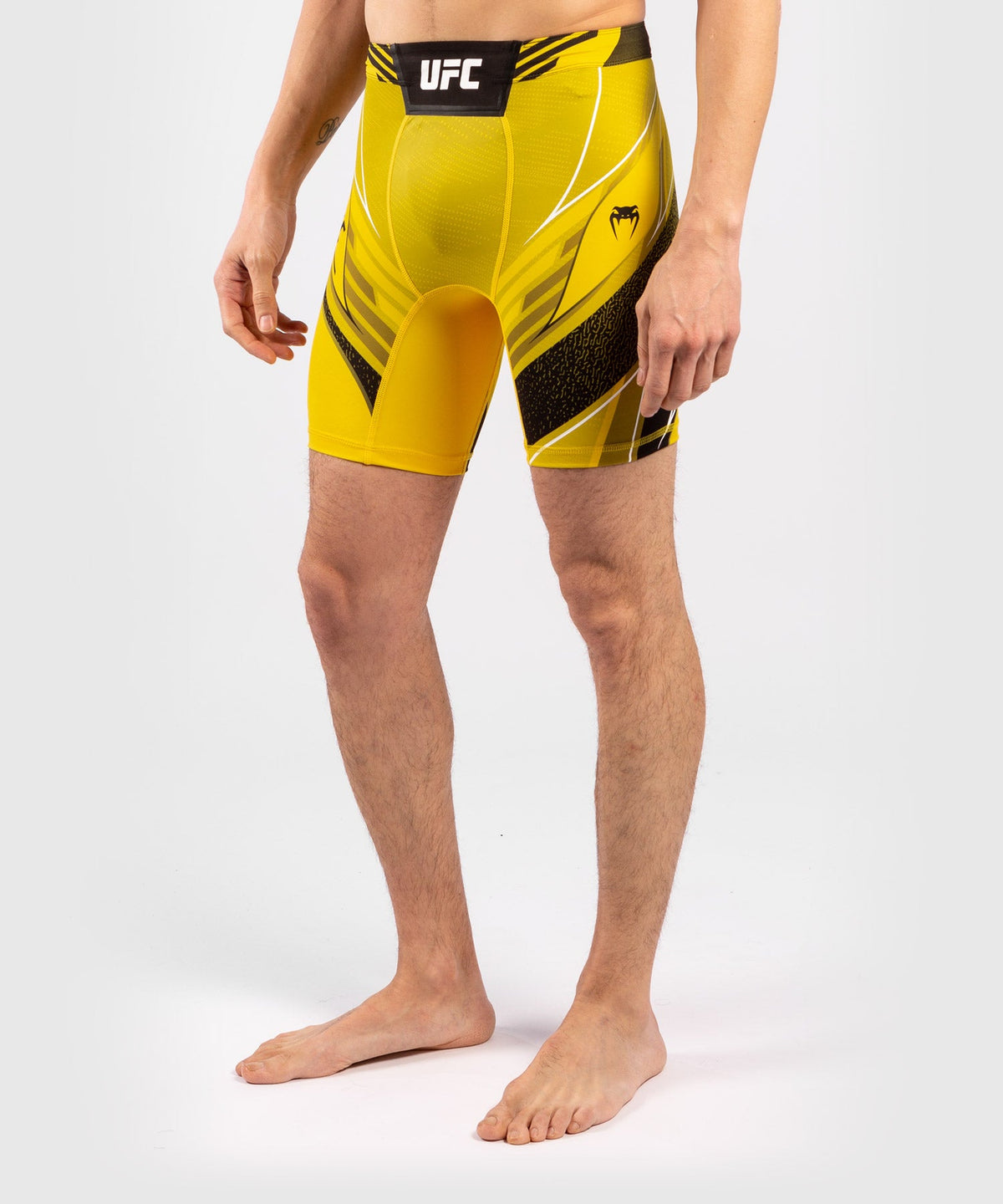 UFC Herren Kompressionsshorts Venum Authentic Fight Night - Short Cut - Gelb