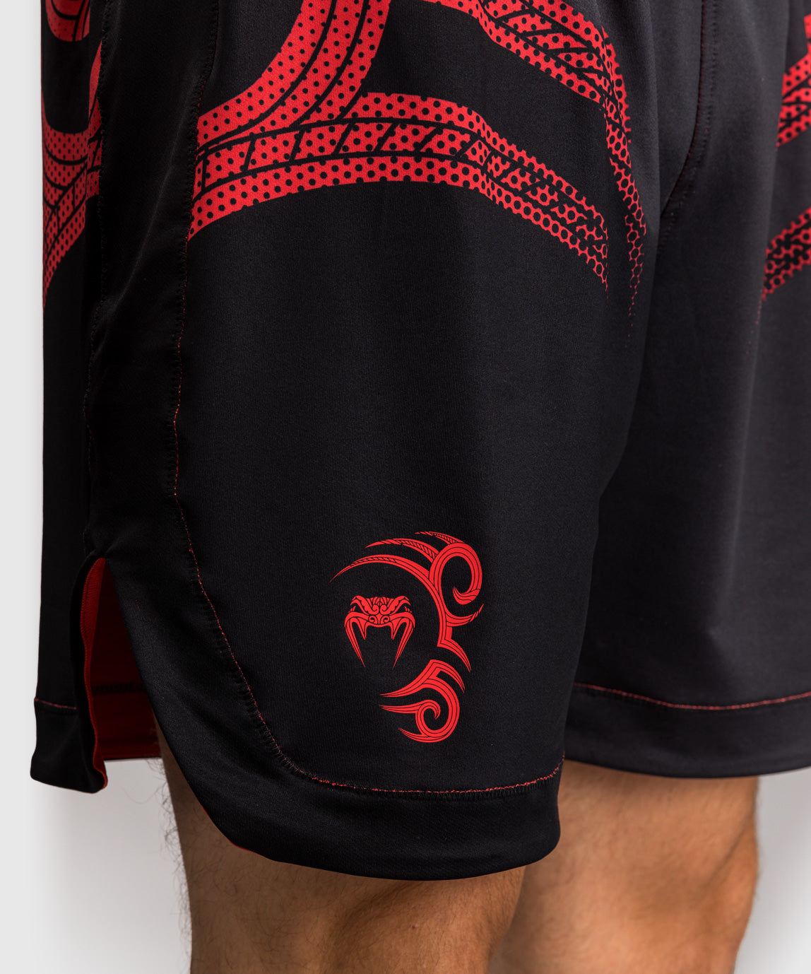 Venum x Mike Tyson Tiger Pantaloncini da Boxe - Nero Profondo/Rosso Intenso