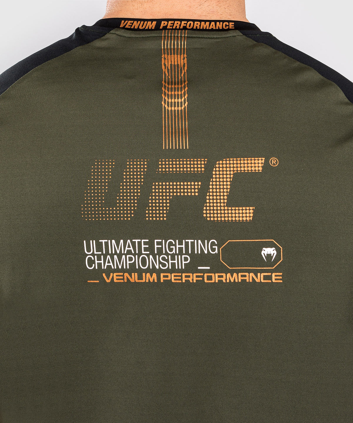 UFC Adrenaline by Venum Fight Week Dry-tech-T-Shirt für Männer - Khaki/Bronze