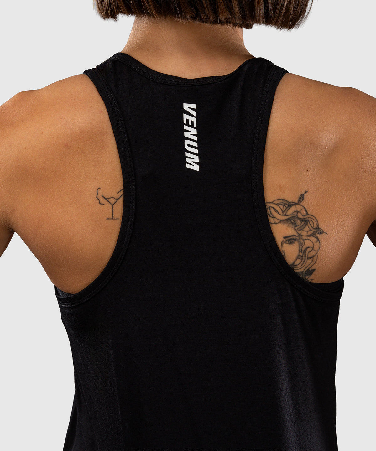 Camiseta sin mangas Venum Essential Classic - Negro