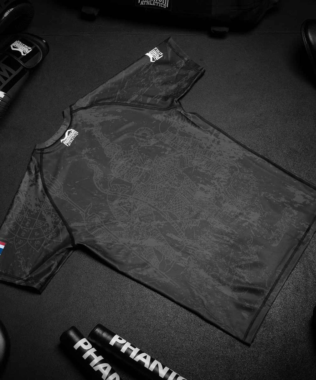 Phantom Athletics Muay Thai Rashguard - Negro
