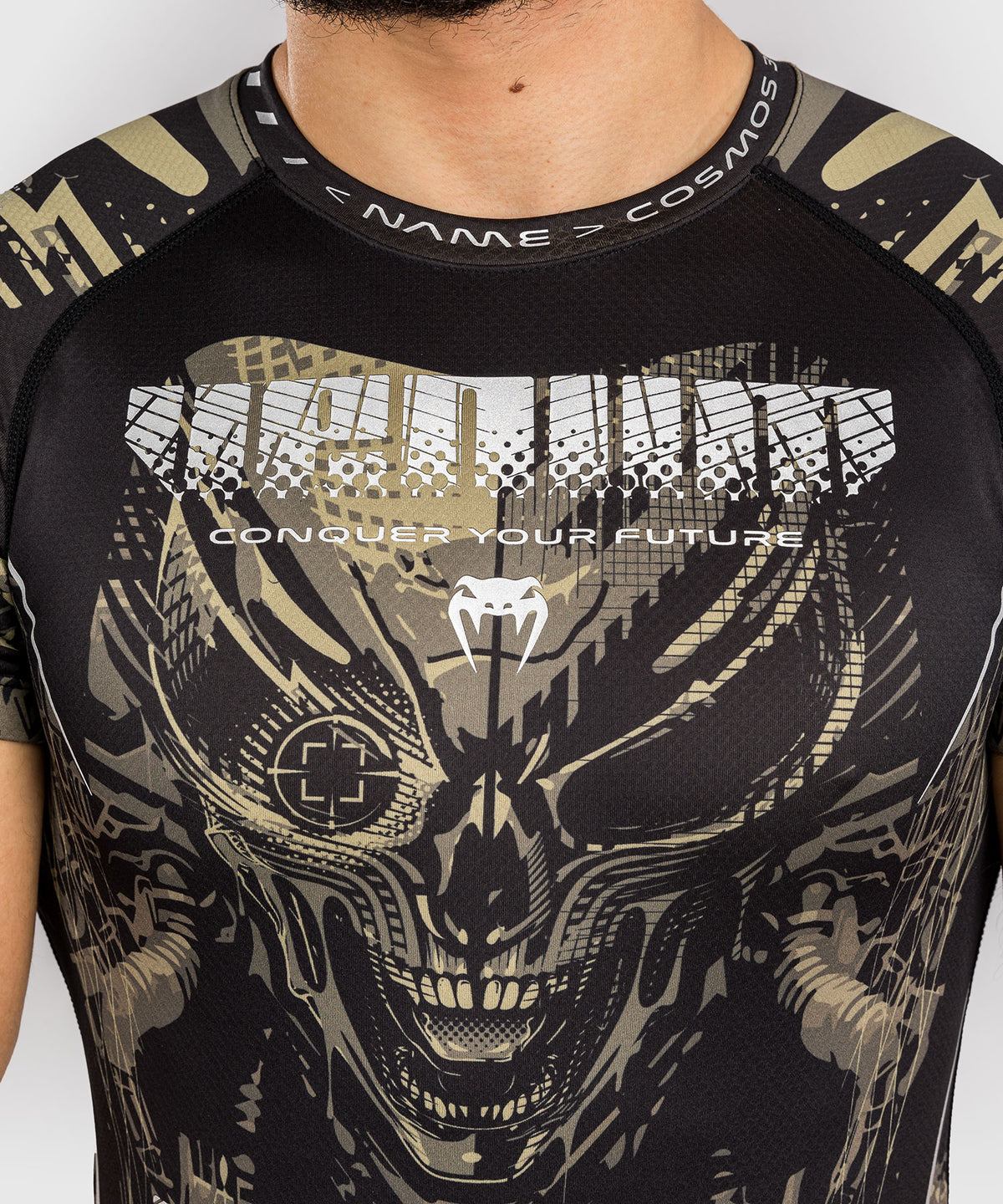 Rashguard à manches courtes Venum Invader - Noir/Sable