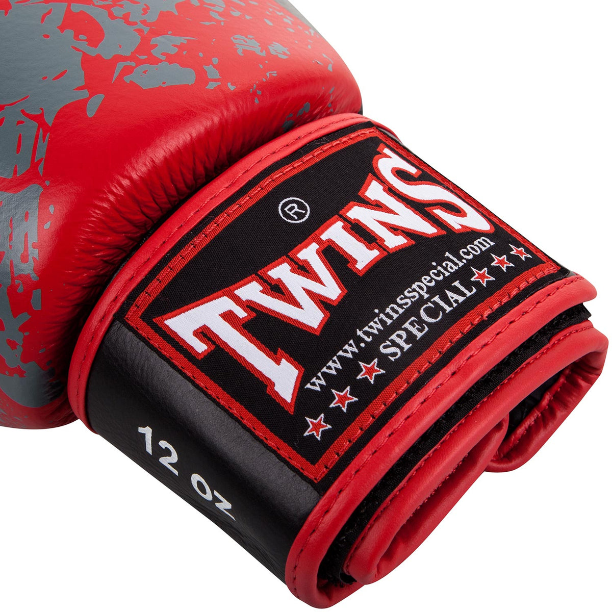 Twins Breaking Point Boxing Gloves