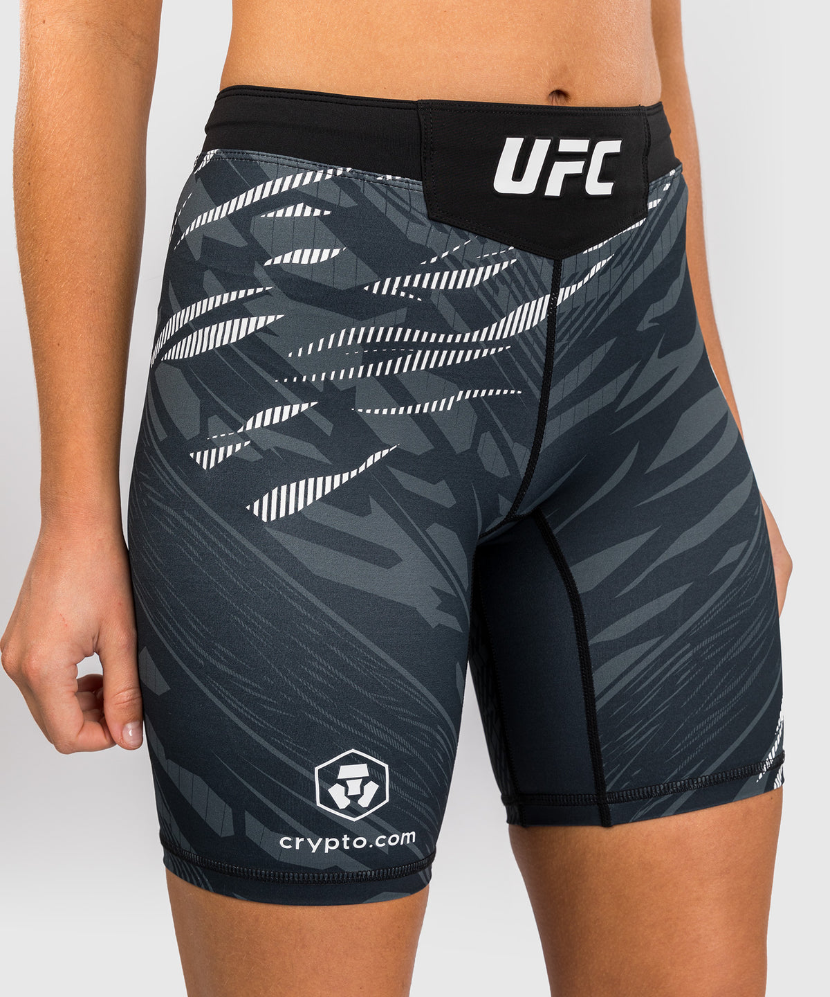 UFC Fusion by Venum Authentic Fight Night Women’s Vale Tudo Short - Long Fit - Black