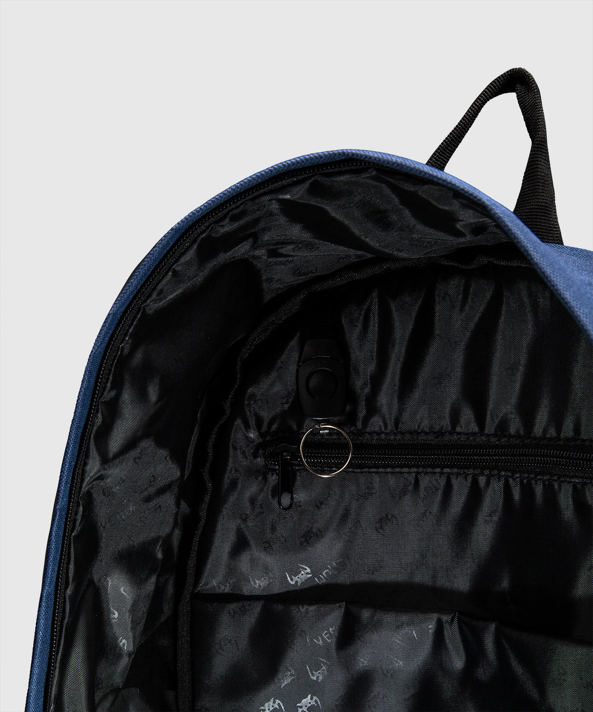 Venum Essential Zaino (24 L) - Blu navy