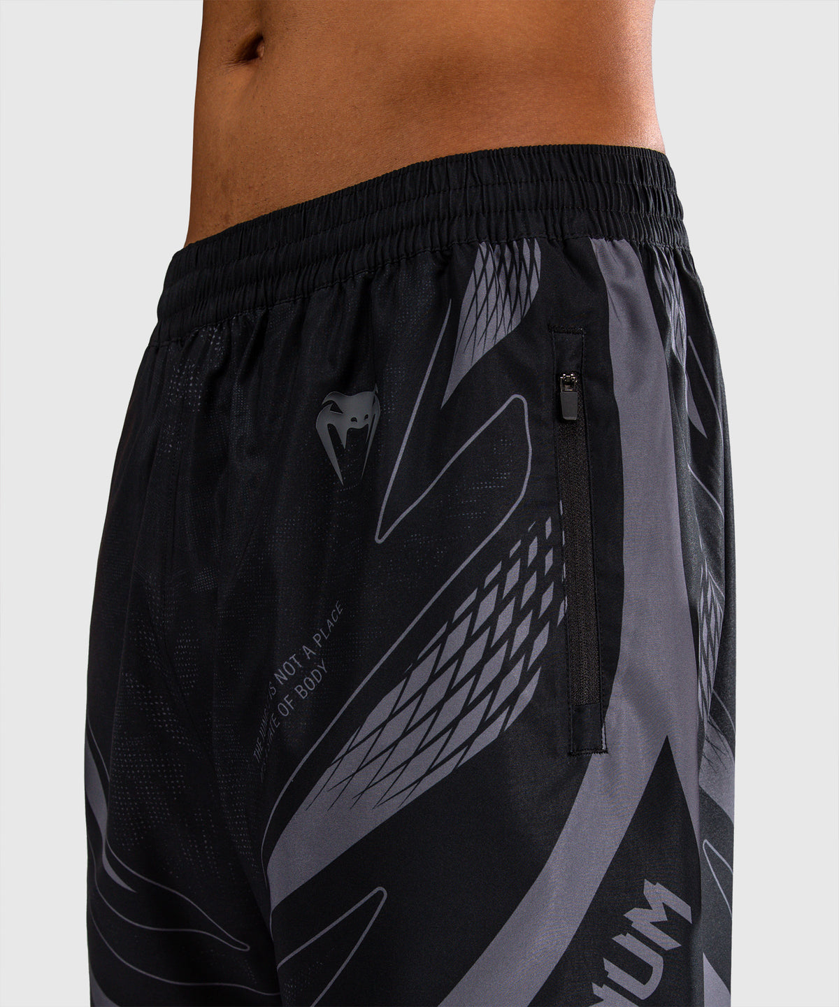 Venum Amazonia Reborn Pantaloncini da allenamento - Nero/Grigio