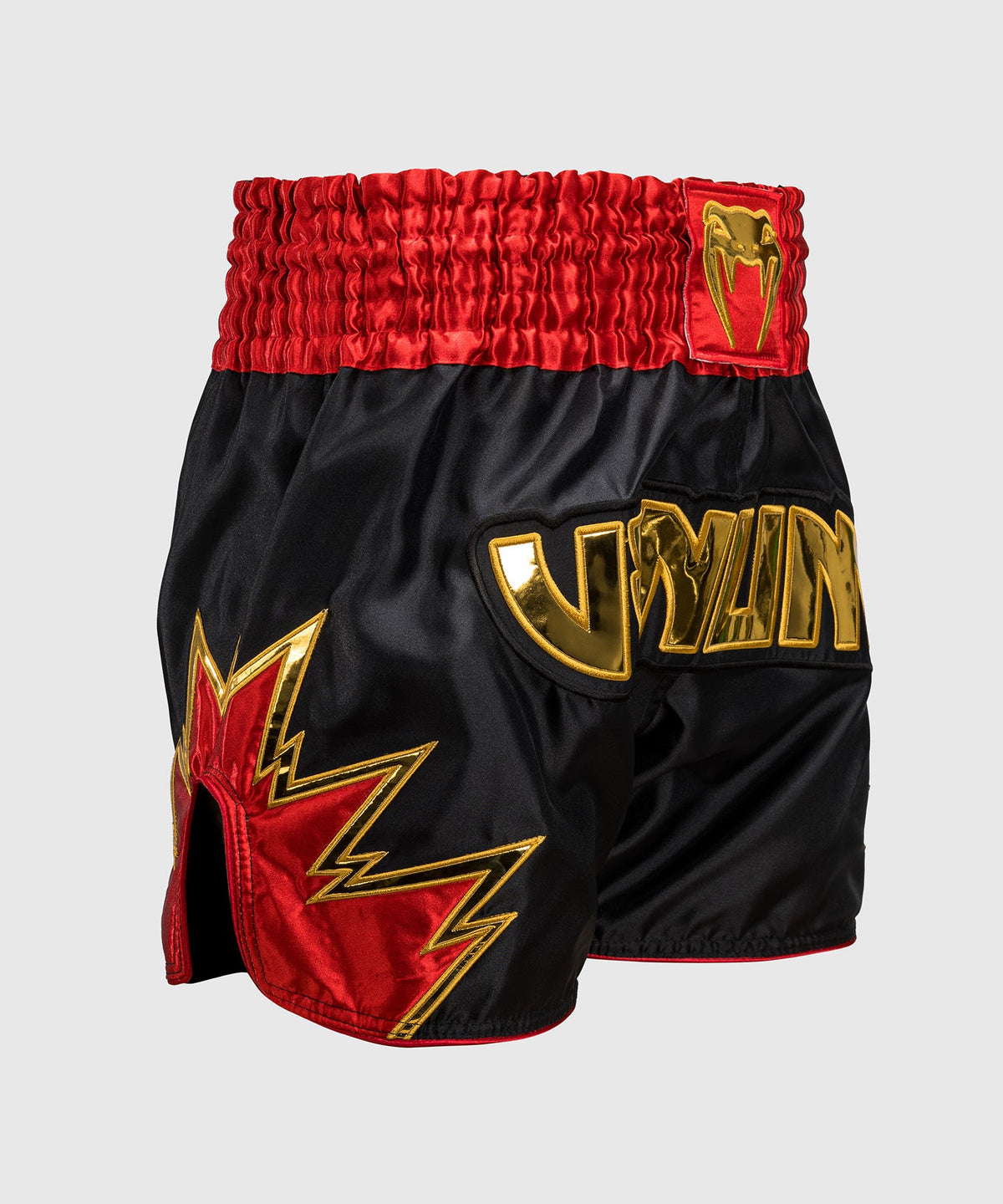 Venum Inferno Muay Thai Shorts - Schwarz/Gold/Rot