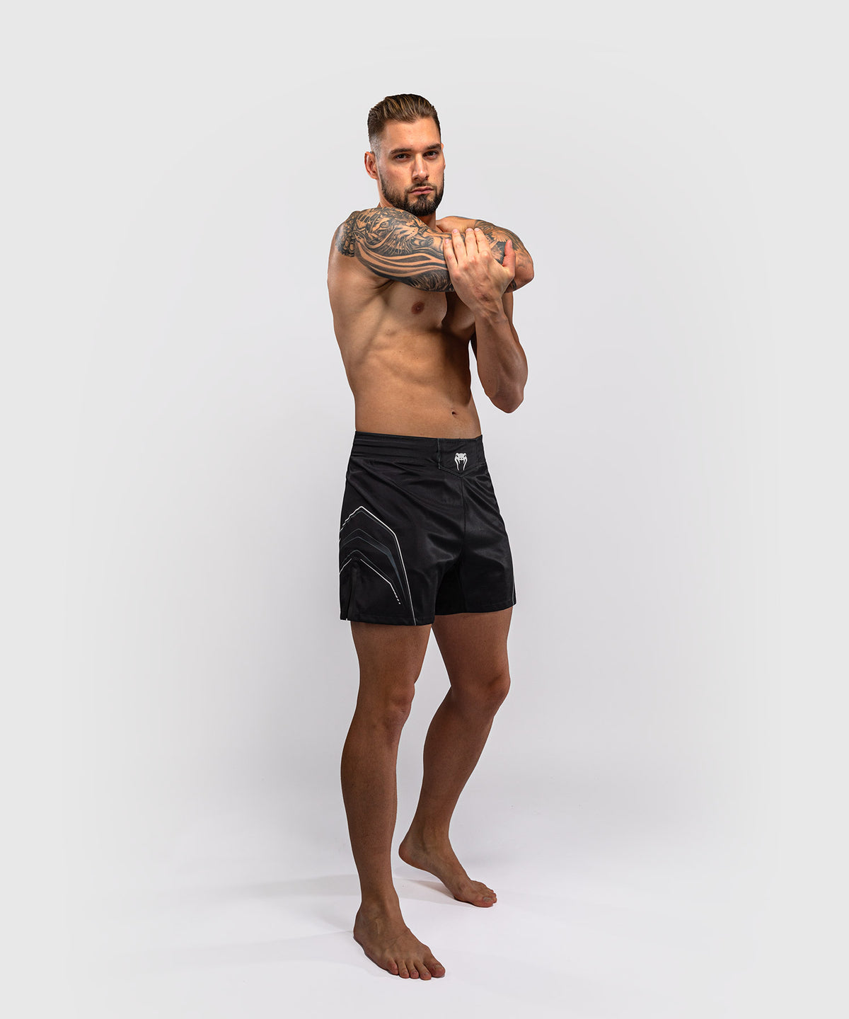 Venum Streamline Fightshorts – Schwarz/Weiß