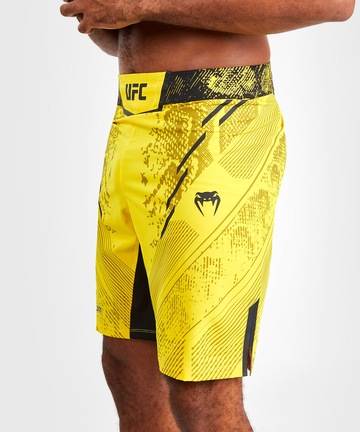UFC Adrenaline by Venum Authentic Fight Night Pantaloncini da combattimento da Uomo - Vestibilità lunga - Giallo