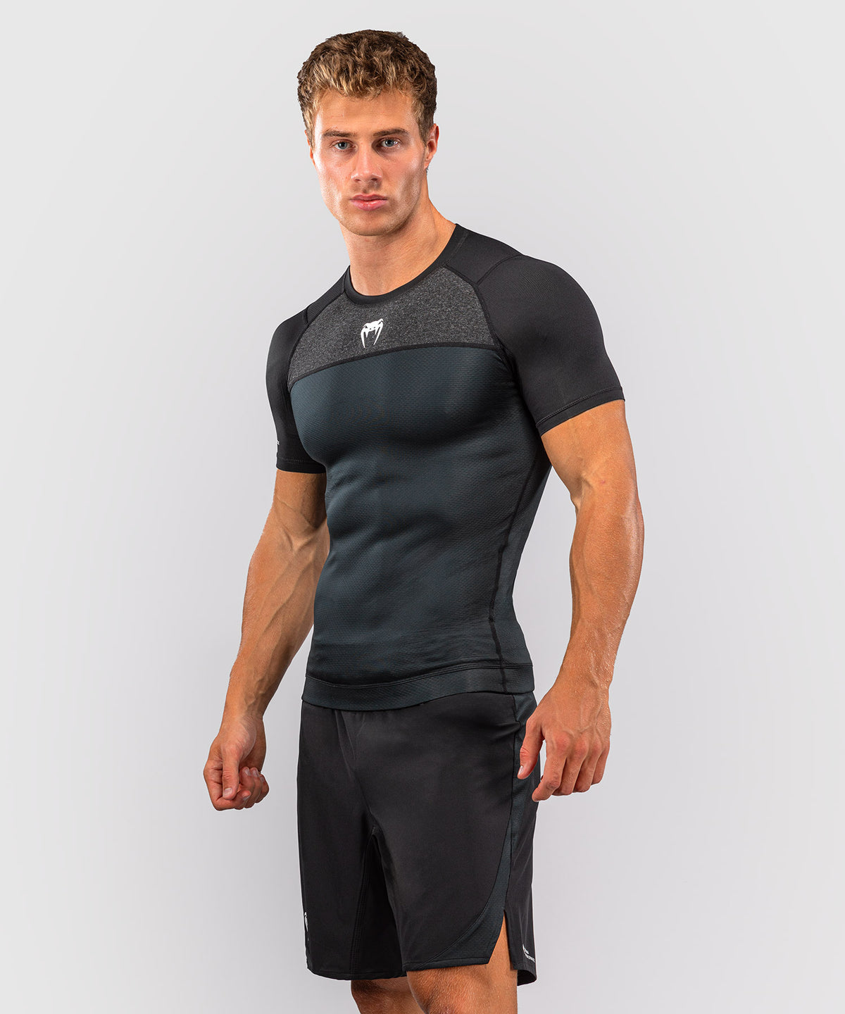 Venum G-Fit Scale Rashguard a maniche corte - Nero