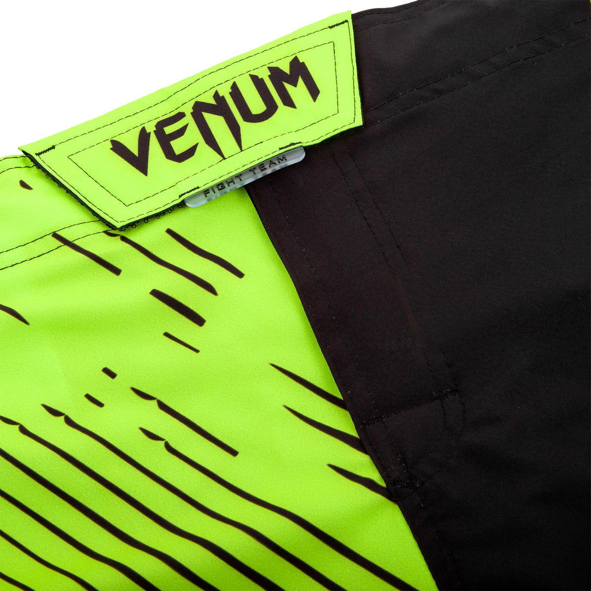 Venum Training Camp 2.0 kurze Fightshorts - Schwarz/Fluo Gelb