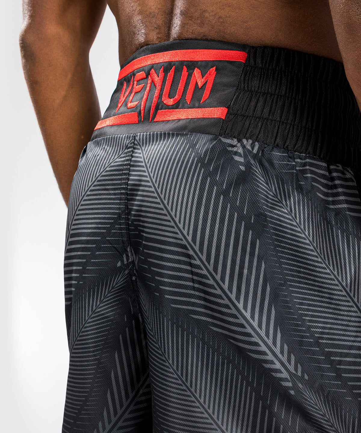 Pantaloncini da boxe Venum Phantom - Nero/Rosso