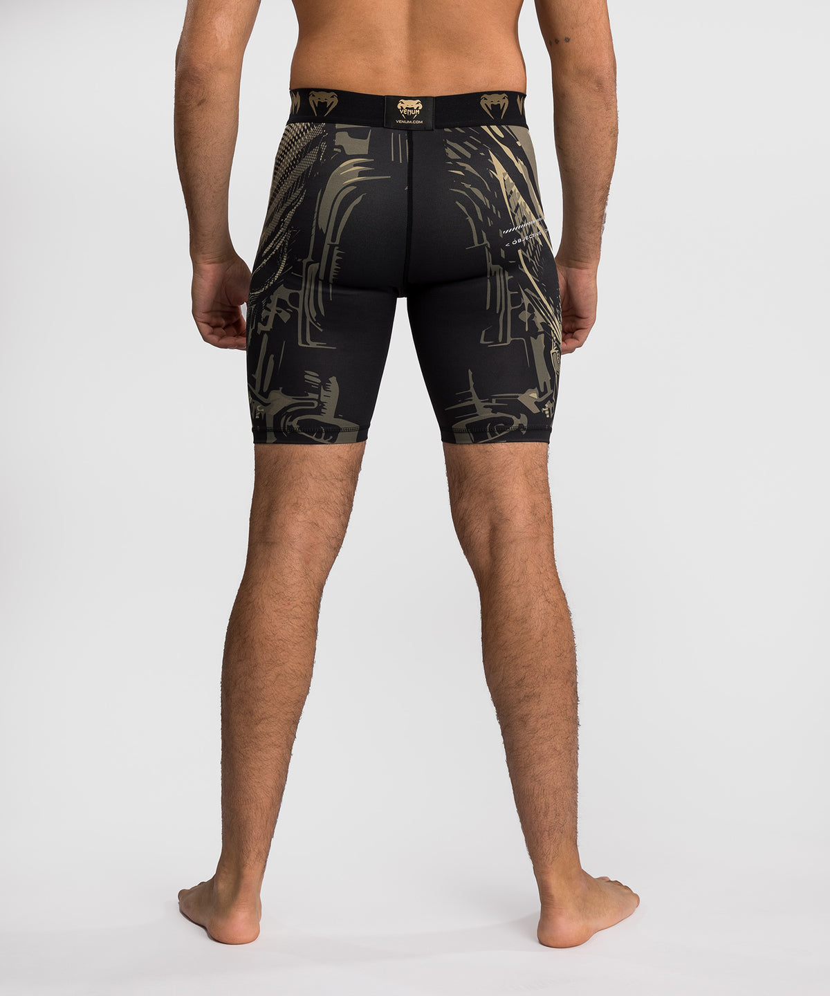 Venum Invader Vale Tudo Shorts - Negro/Sand