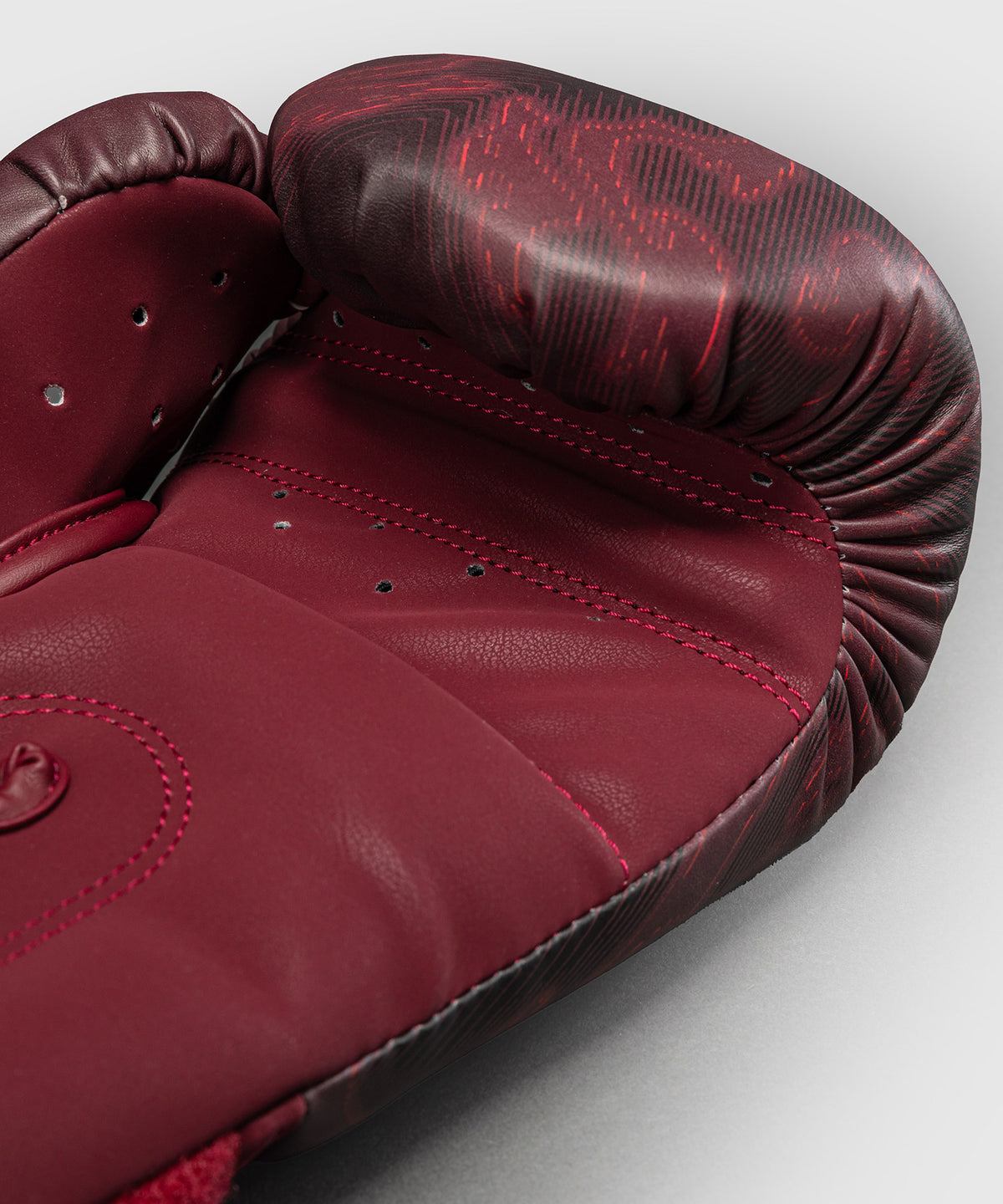 Gants de Boxe Venum Impact Spectre – Noir/Rouge