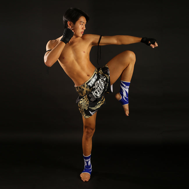King Tuff The Of Naga Black Pantalones de Muay Thai - Negro/Oro