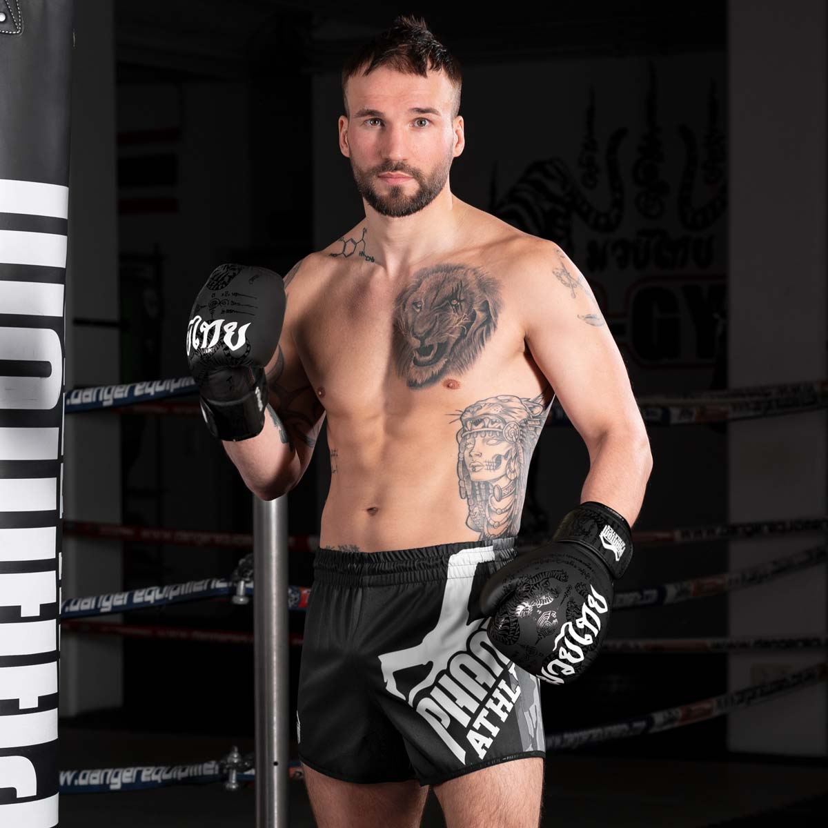 Phantom Athletics Muay Thai Guantes de Boxeo - Negro