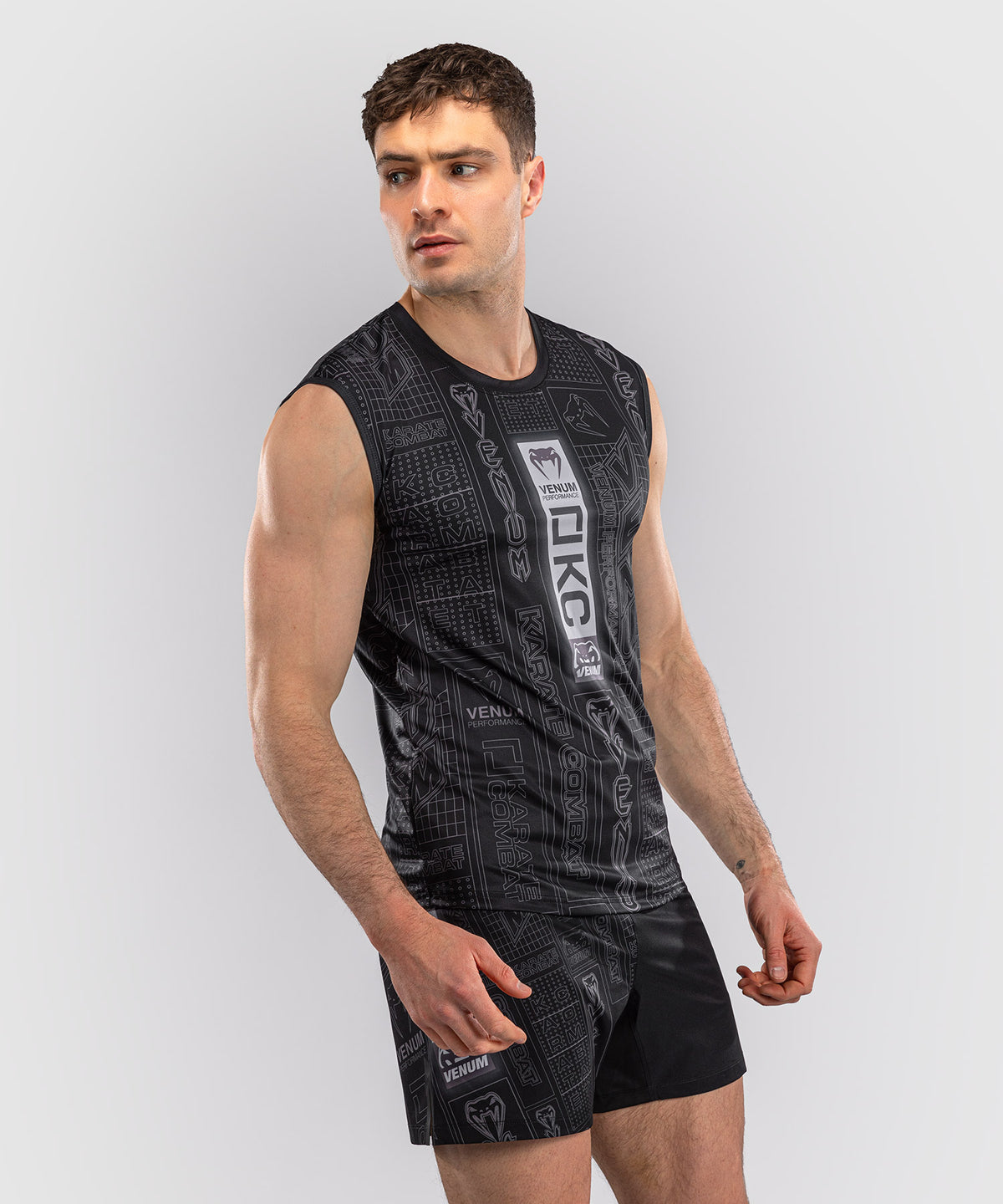 Karate Combat by Venum Camiseta Dry Tech Sin Mangas – Negro/Gris