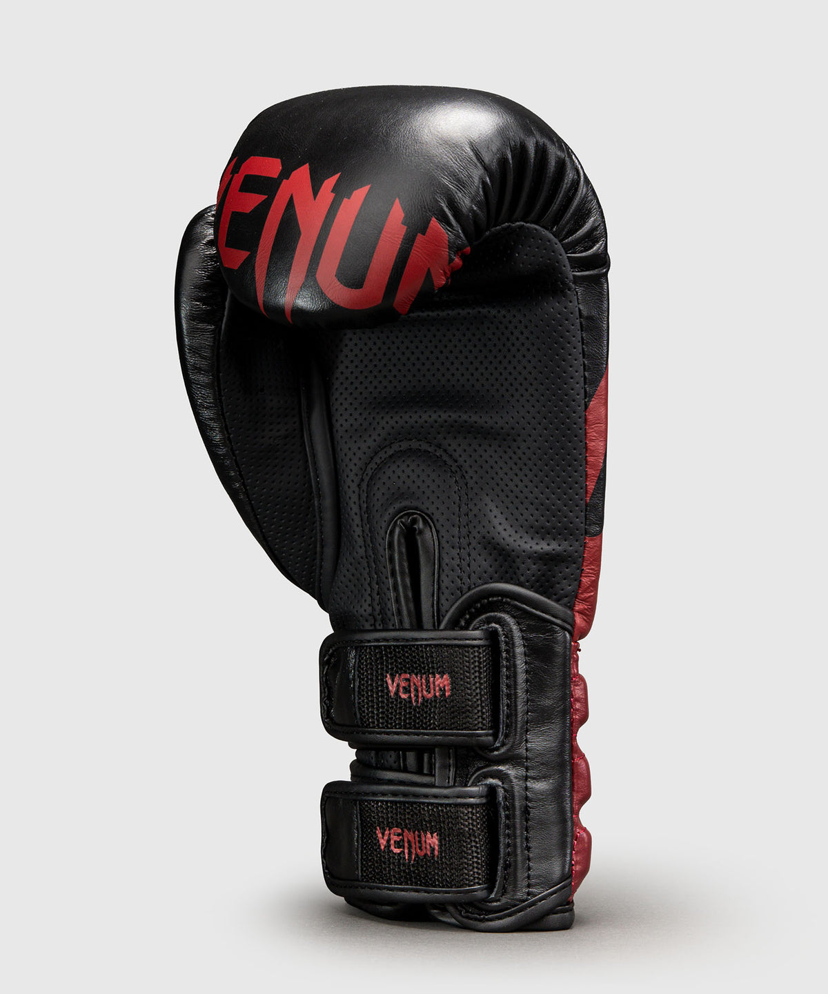 Gants de Boxe Venum Reverso – Noir/Rouge