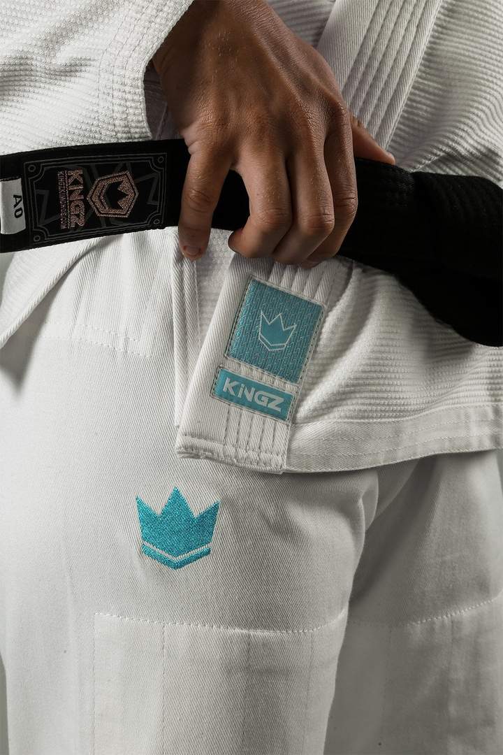Kingz The One BJJ Gi Damen - Weiß/Hellblau