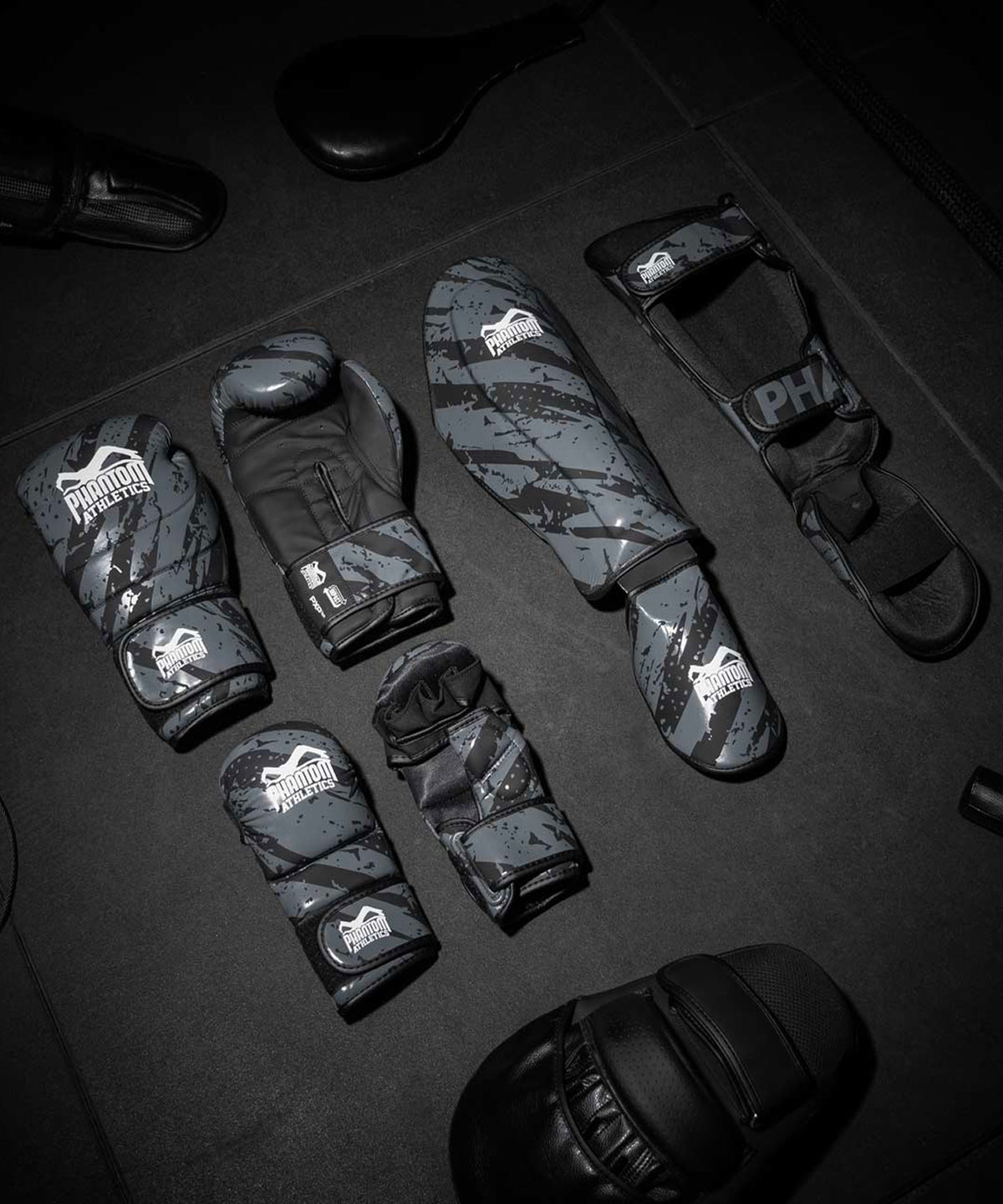 Phantom Athletics Evo Camo Tiger Boxhandschuhe - Grau