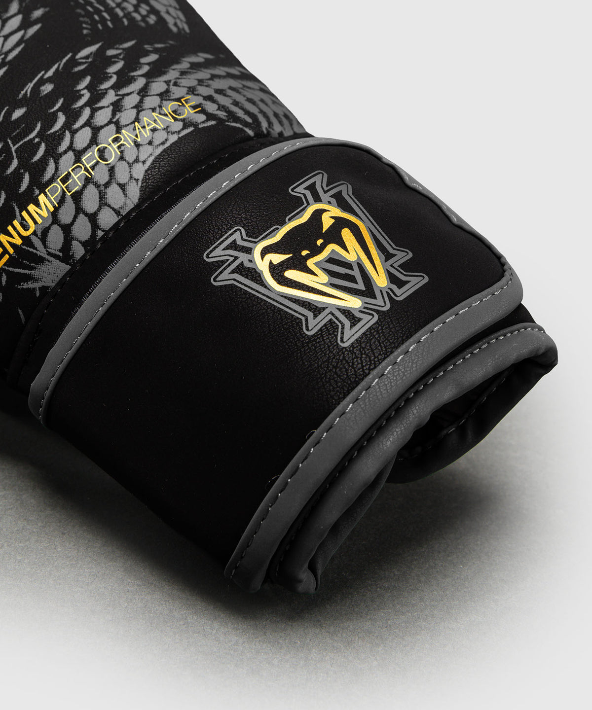 Venum Impact Matupa Guantoni da boxe - Nero/Grigio/Oro