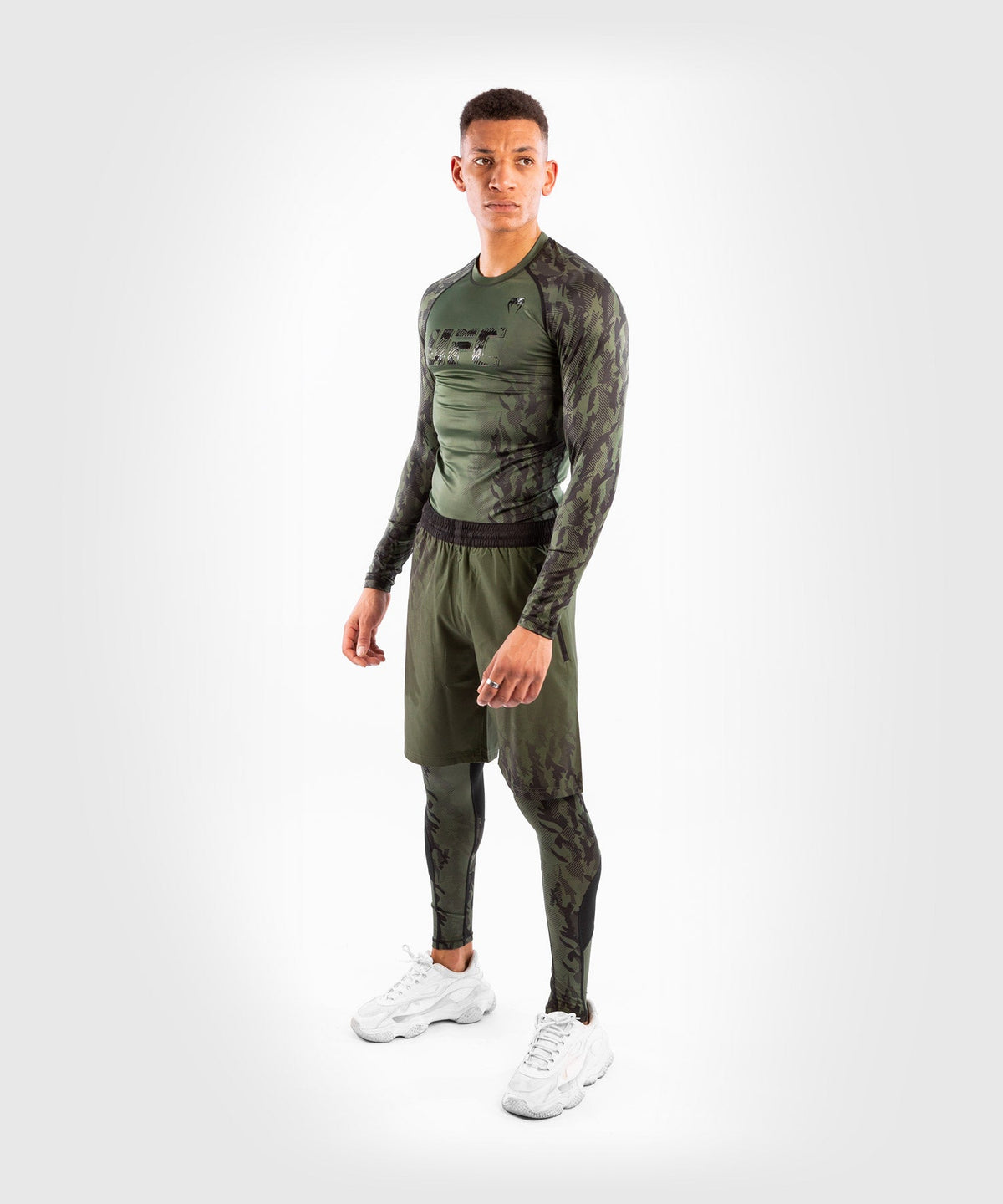 T-shirt de Compression Manches Longues Homme UFC Venum Authentic Fight Week - Kaki