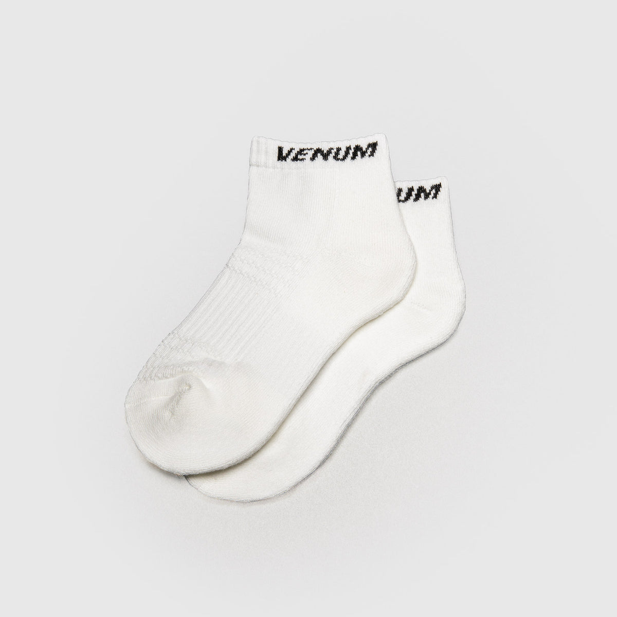 Venum Essential Calcetines Tobilleros (Set de 3 pares) – Blanco/Negro