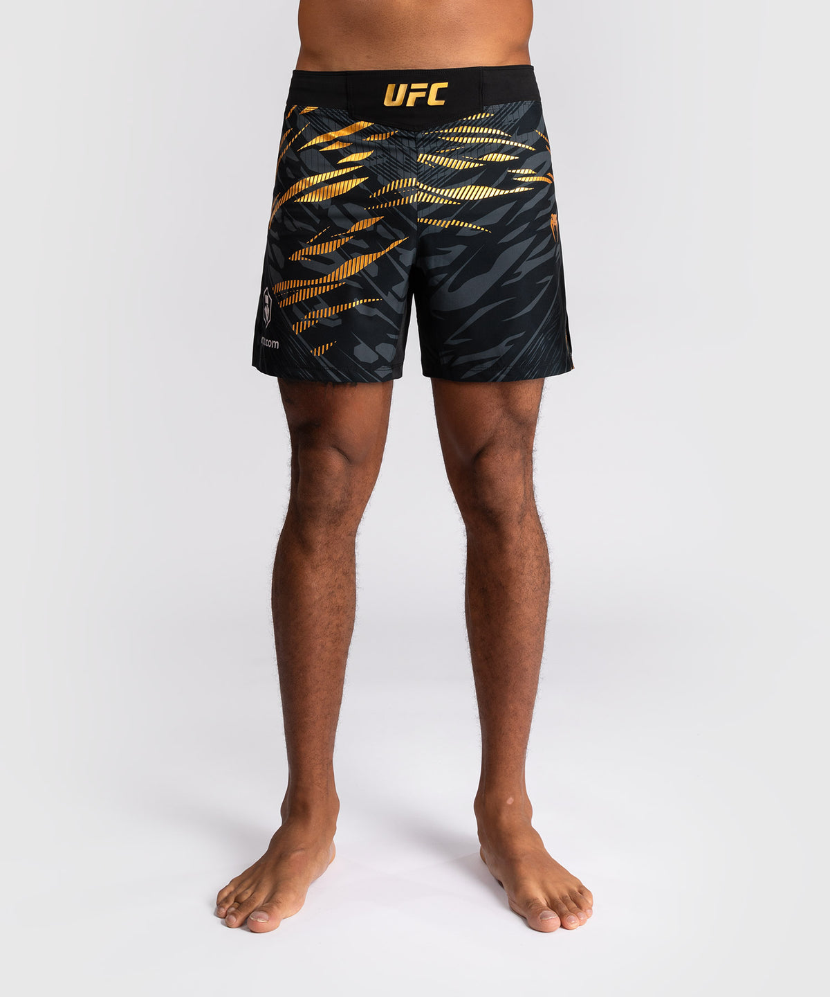 UFC Fusion by Venum Authentic Fight Night Herren Fight Short - Short Fit - Champion