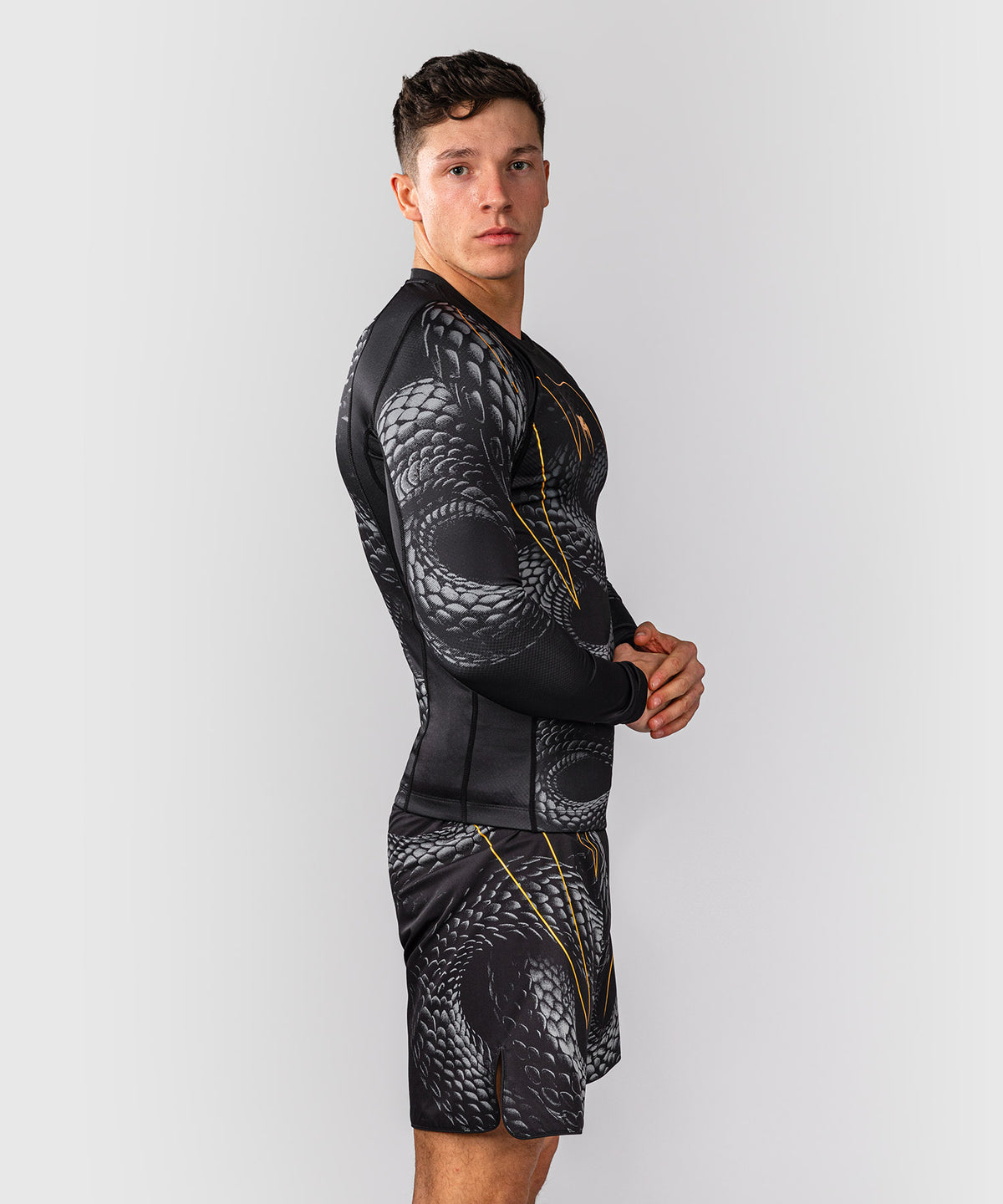 Venum Matupa Rashguard Manga Larga - Negro/Gris/Oro