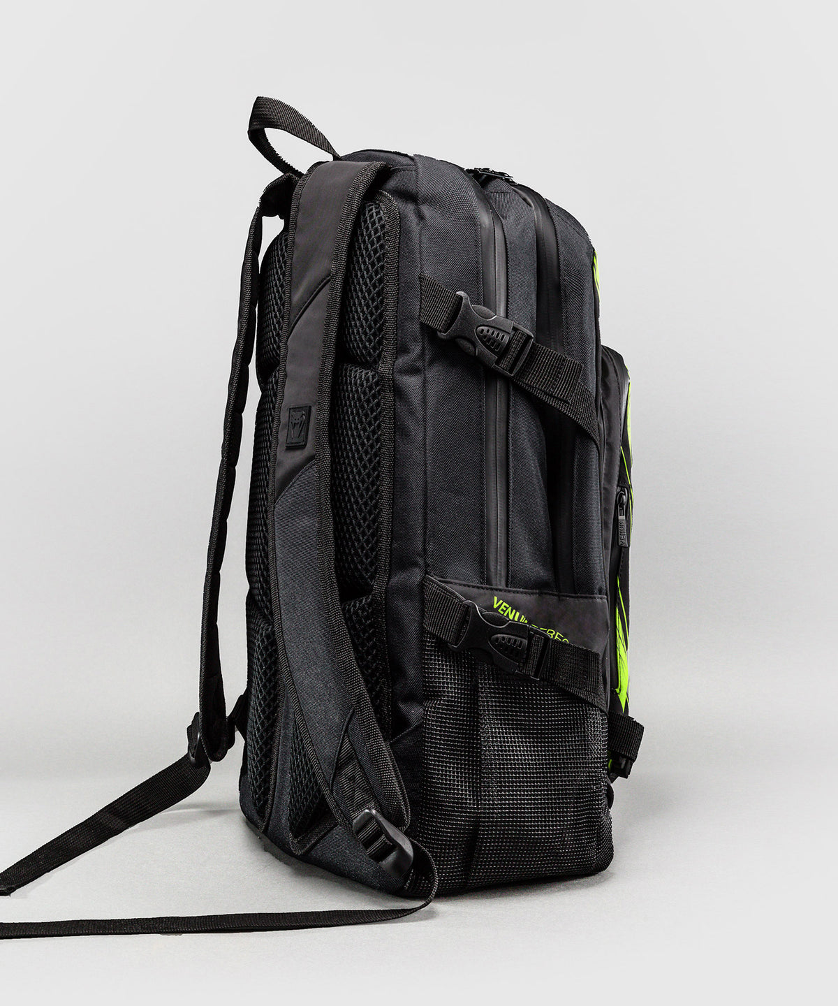 Venum Amazonia Reborn Mochila (15-25 L) - Negro/Verde