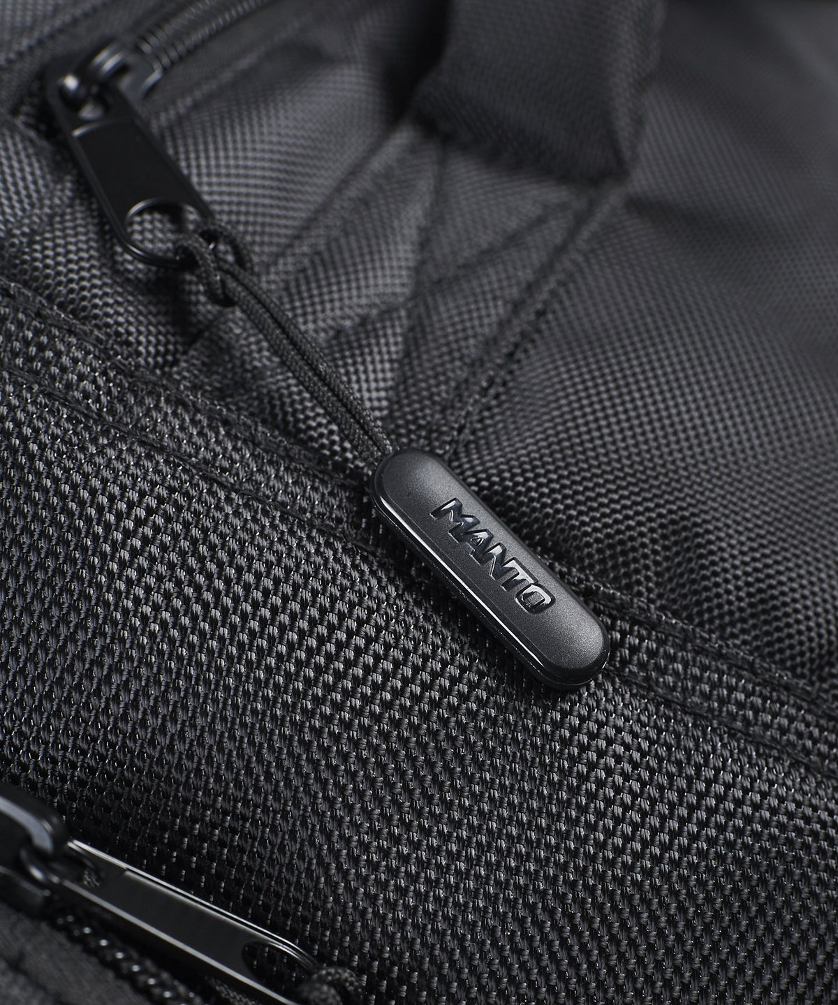 Manto One XL Mochila Convertible - Negro