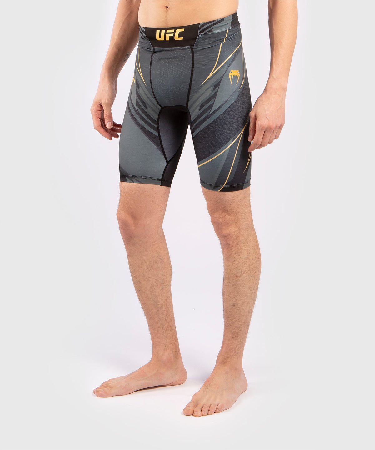 Venum Pro Line Herren UFC Kompressionsshorts - - - - - - - - - - - -. Champion