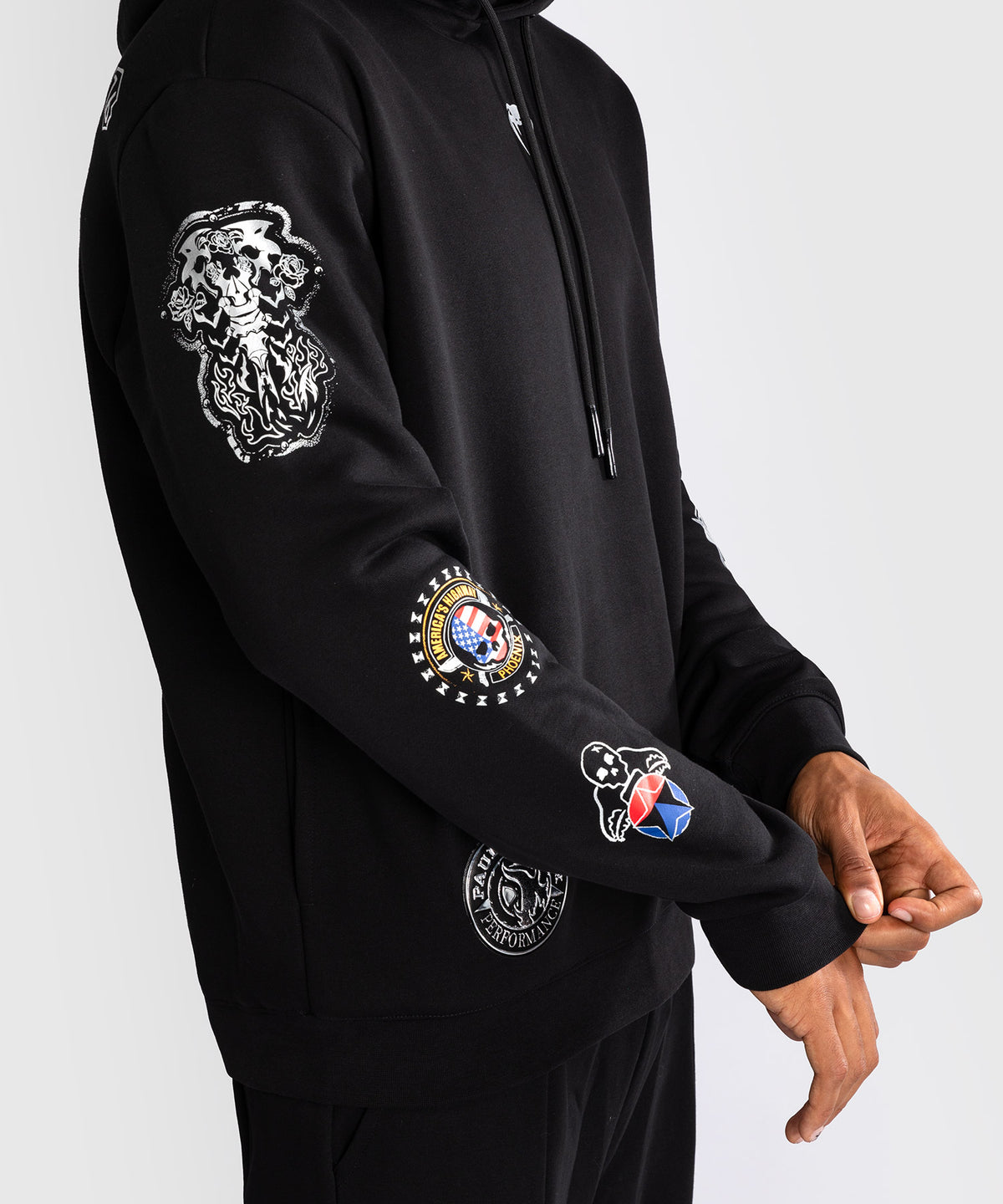 Venum x TEKKEN 8 - Paul Phoenix Hoodie - Schwarz