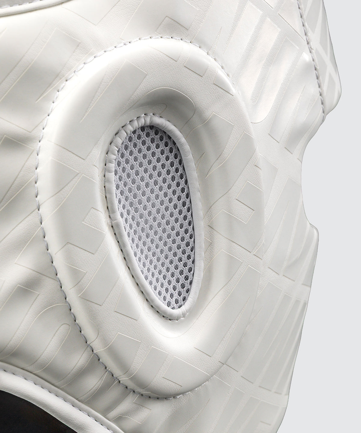 Casque de protection Venum Contender 1.5 - Ivoire/Or