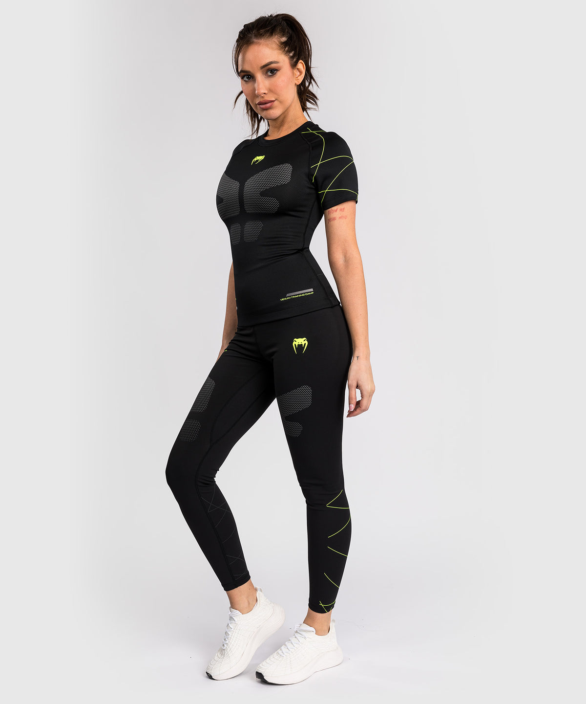 Venum Training Camp 4.0 Lycra de manga corta - Negro/Verde neón