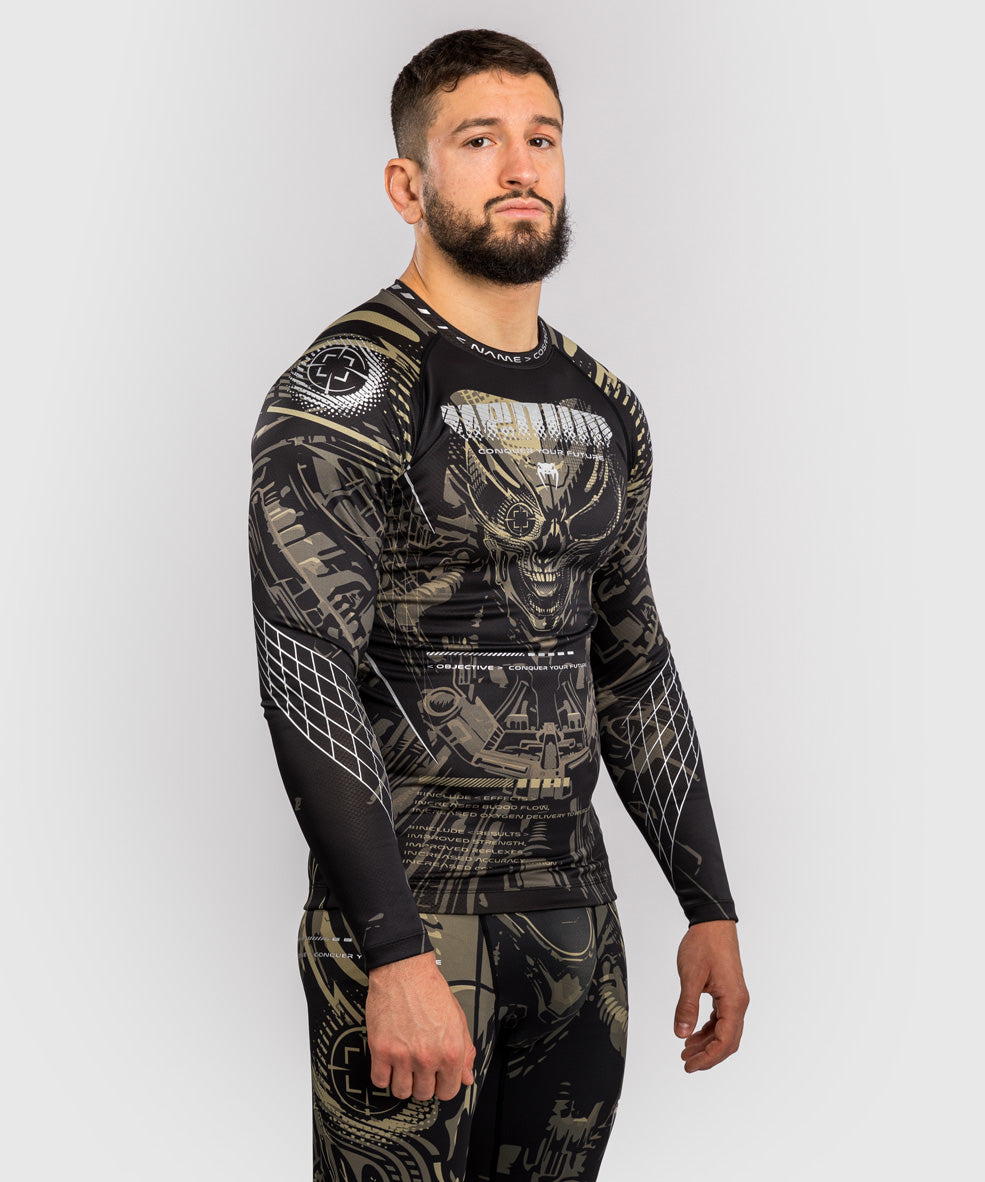 Venum Invader Camiseta de Manga Larga Rashguard - Negro/Sand