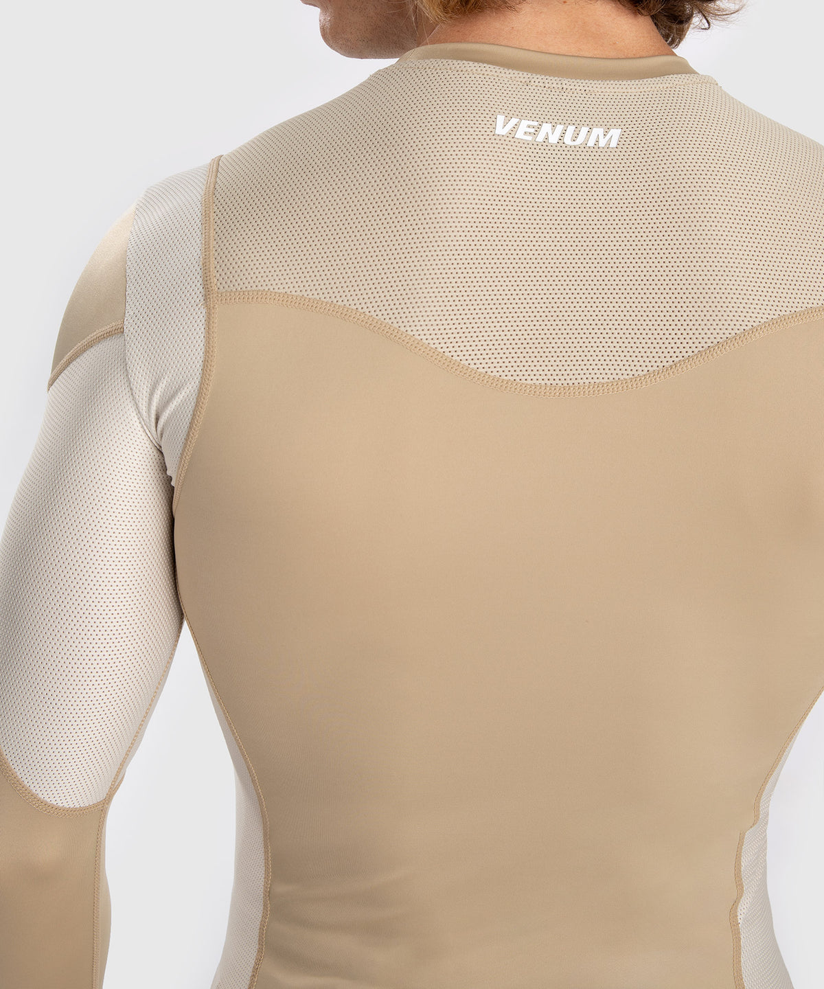 Venum Tempest Rashguard a Maniche Lunghe per Uomo - Beige/Sabbia