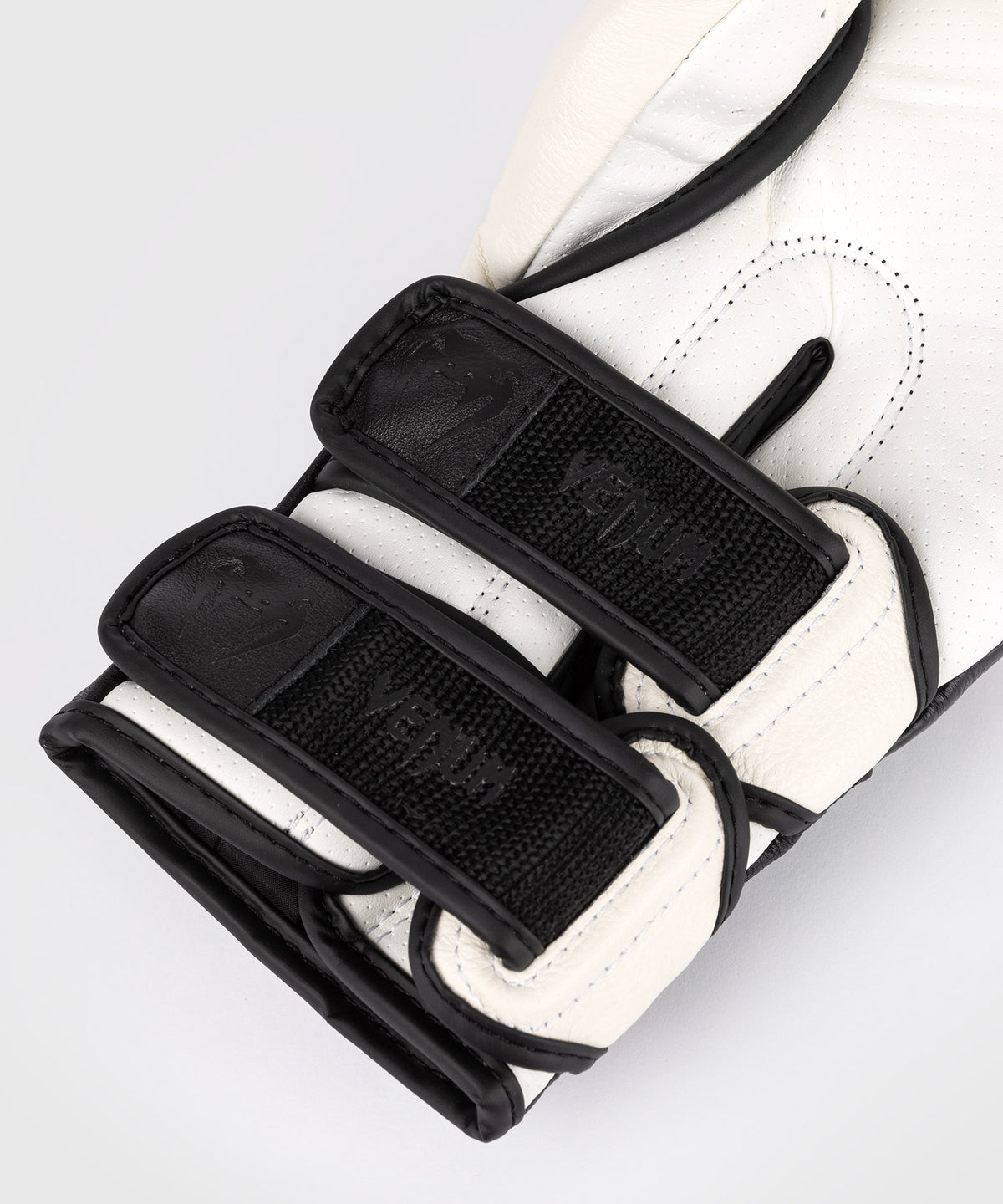 Venum Reverso Boxing Gloves - Snow White/Black