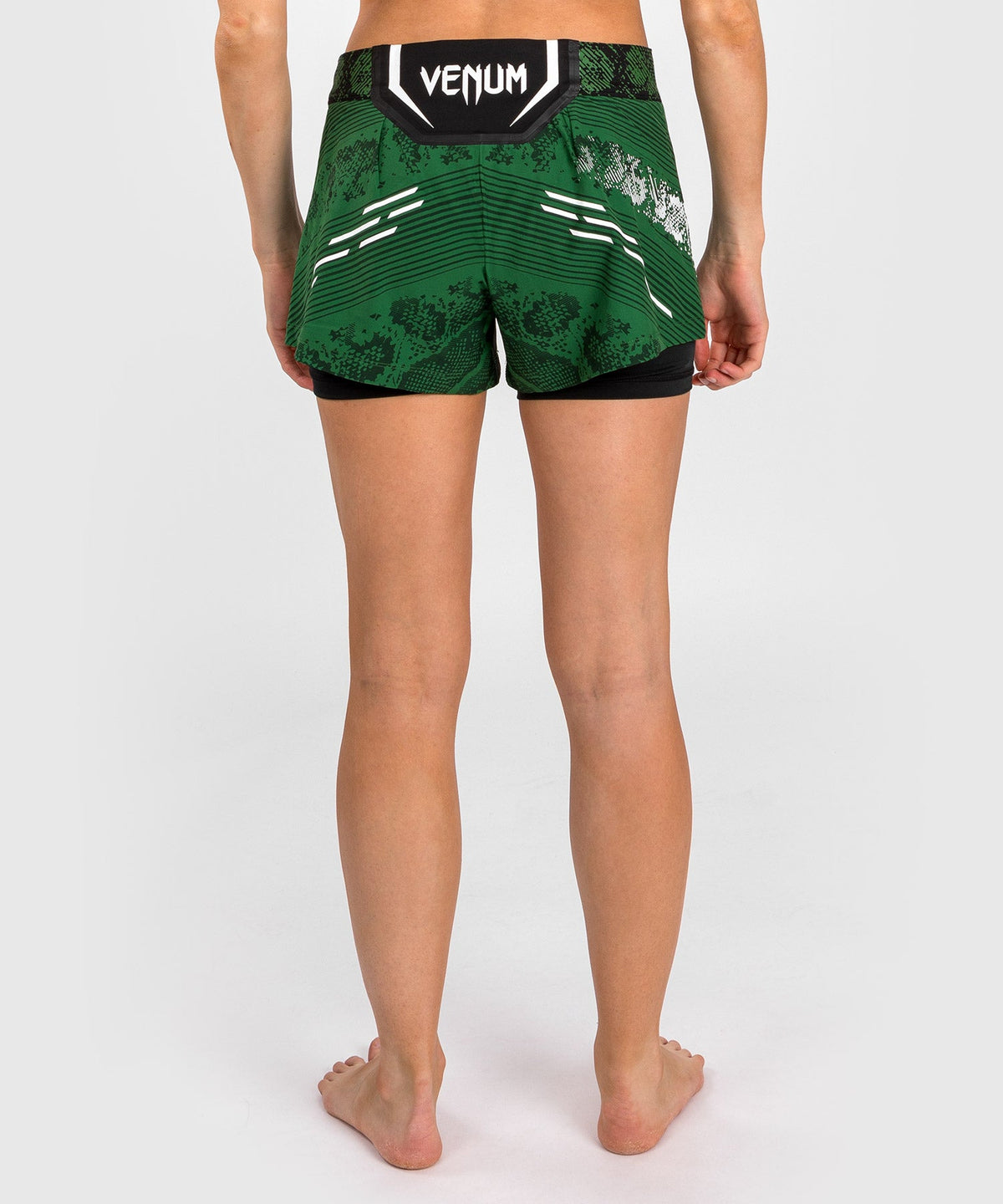 UFC Adrenaline by Venum Authentic Fight Night Women's Fight Shorts - Grün