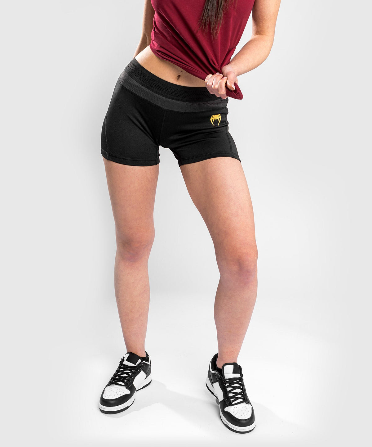 Venum Tempest 2.0 Kompressionsshorts - Damen - Schwarz/Gold