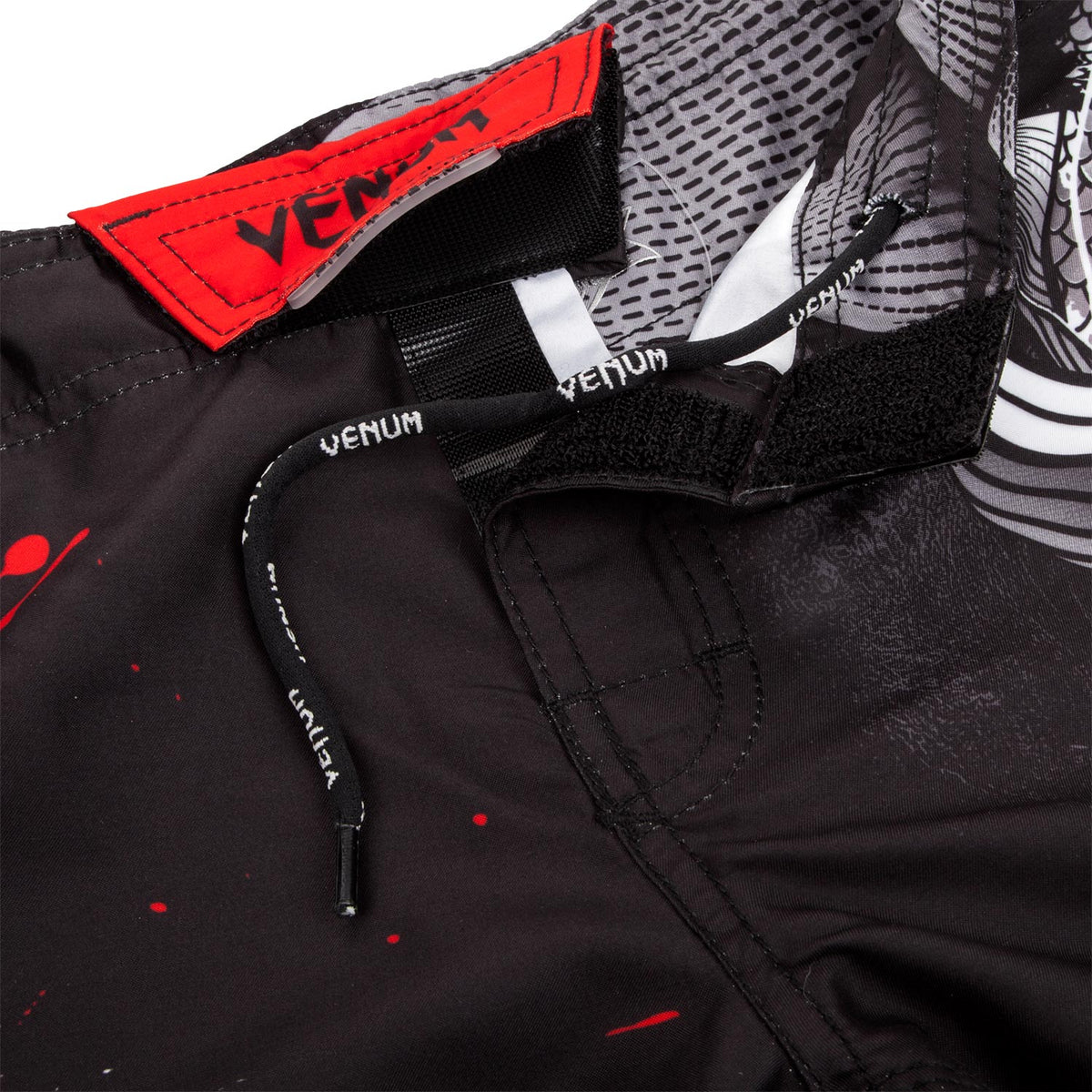 Venum Koi 2.0 Kids Kampfshorts - Schwarz/Weiß