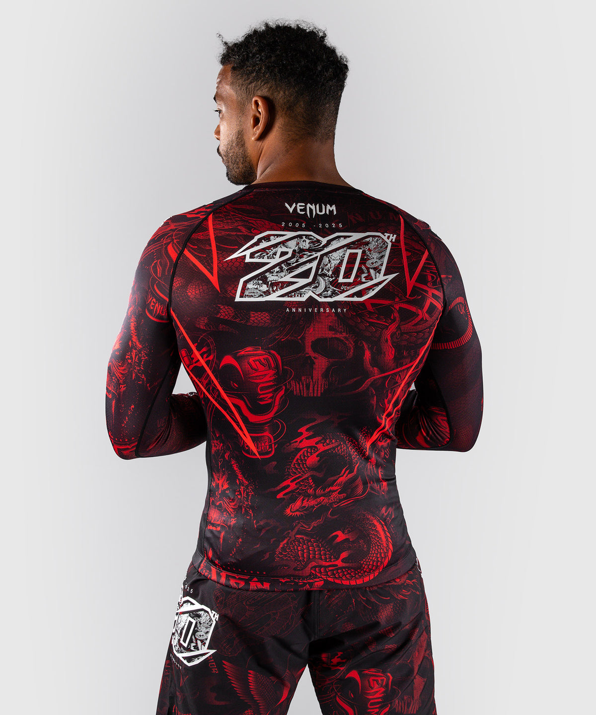 Venum 20th Anniversary Rashguard Manga Larga - Negro/Rojo