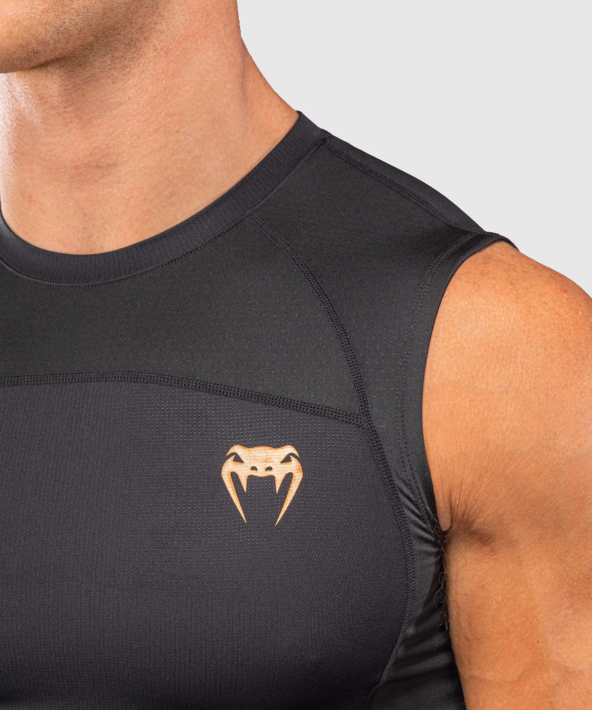 Venum G-Fit Revolution Rashguard sin mangas - Negro/Cobre