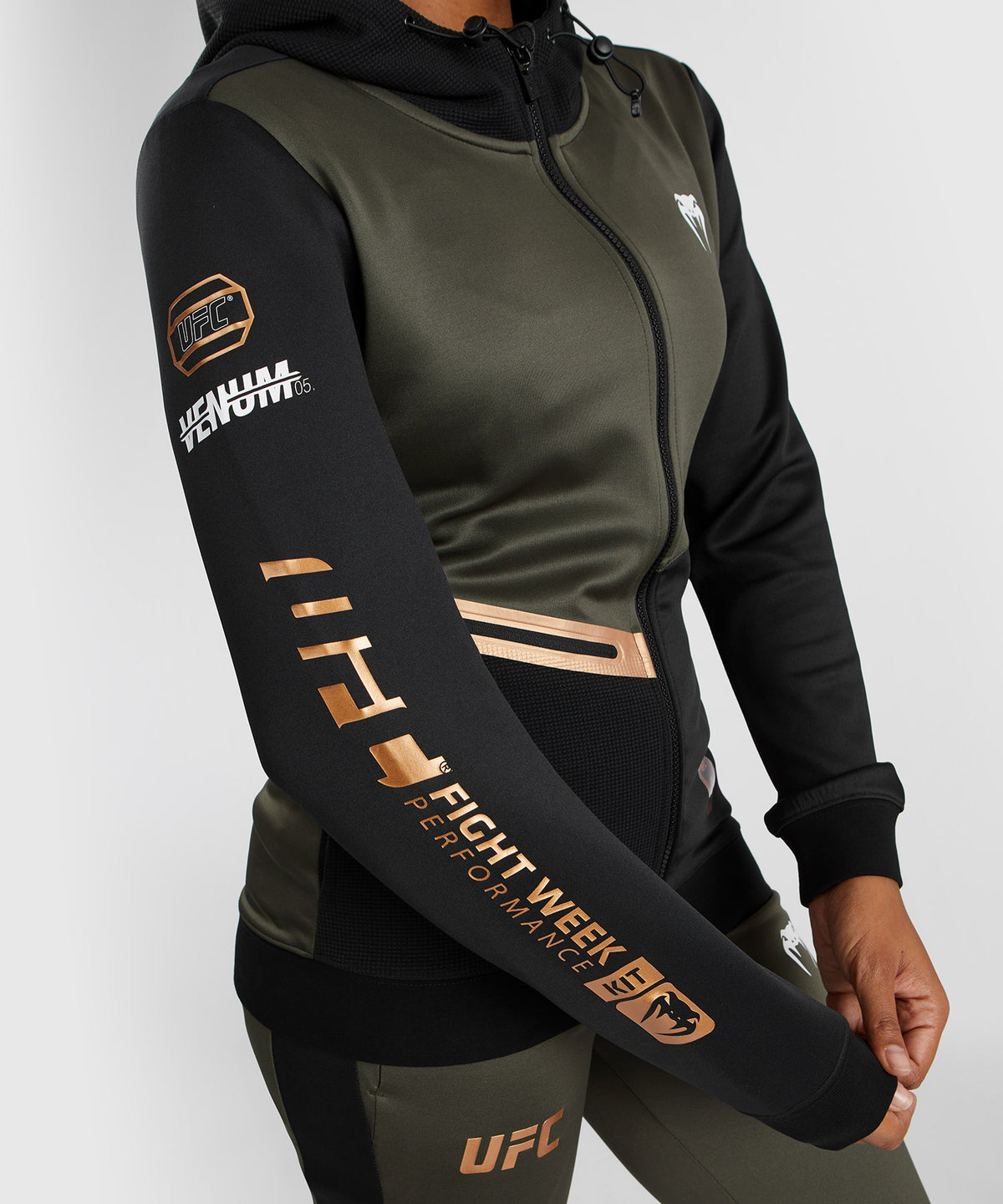 UFC Adrenaline by Venum Fight Week Sudadera con capucha y cremallera para mujer - Caqui/Bronce