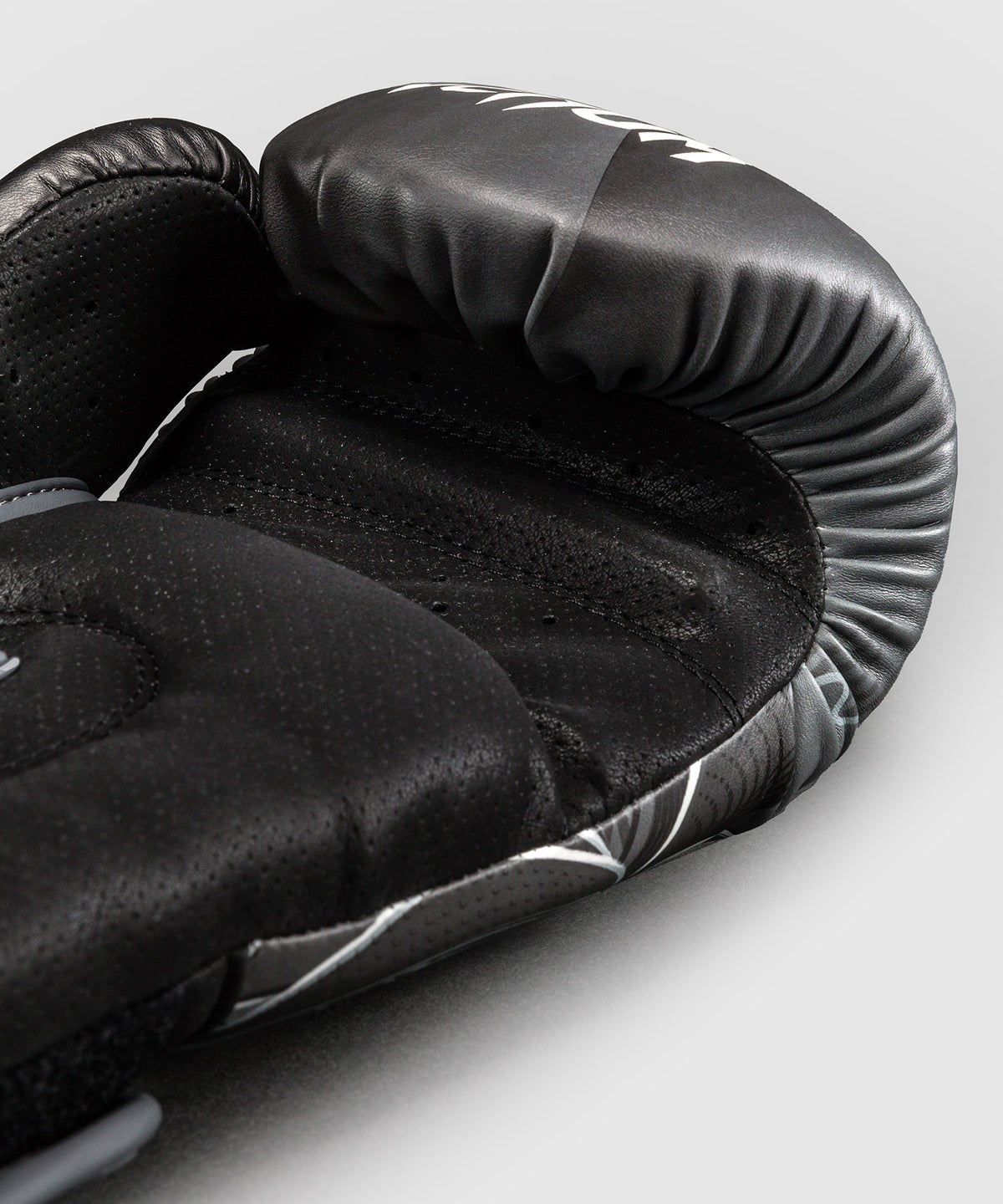 Venum Crimson Viper 2.0 Impact Guantes de boxeo - Negro/Gris