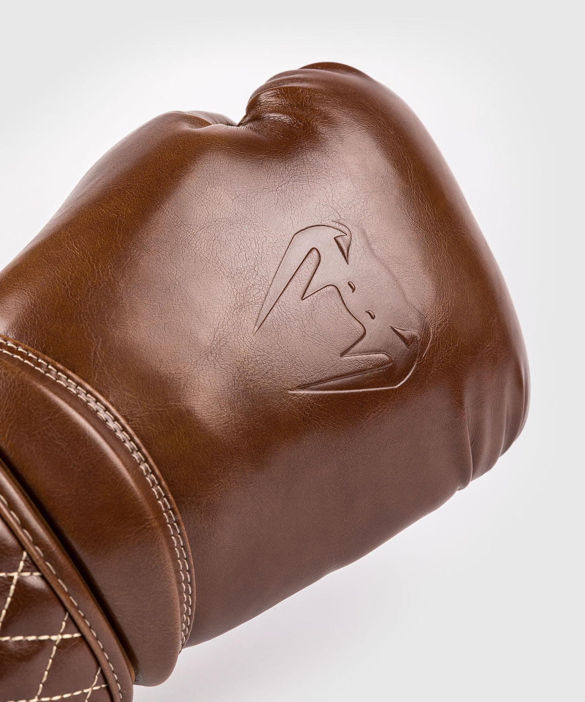 Venum Impact Classic Guantes de Boxeo - Havana Brillante