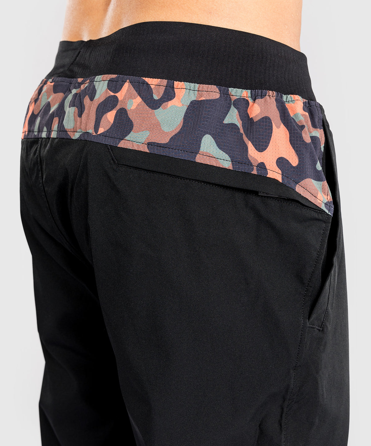 Venum Jungle Ops Joggers para hombre - Negro/Camuflaje cañón