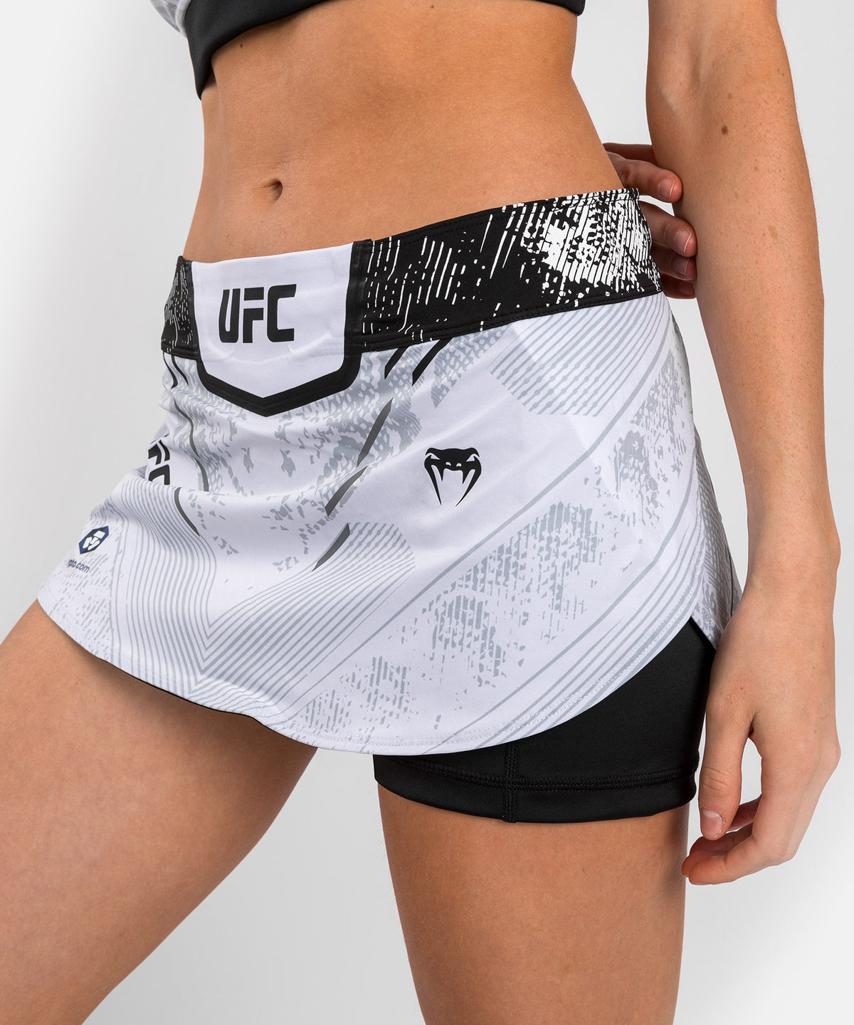 Jupe-Short pour Femmes UFC Adrenaline by Venum Authentic Fight Night - Blanc