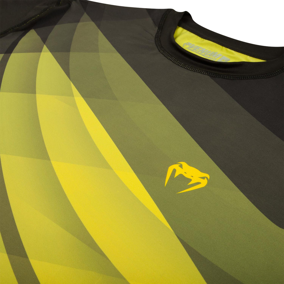 Camiseta Venum Dream Dry Tech - Negro